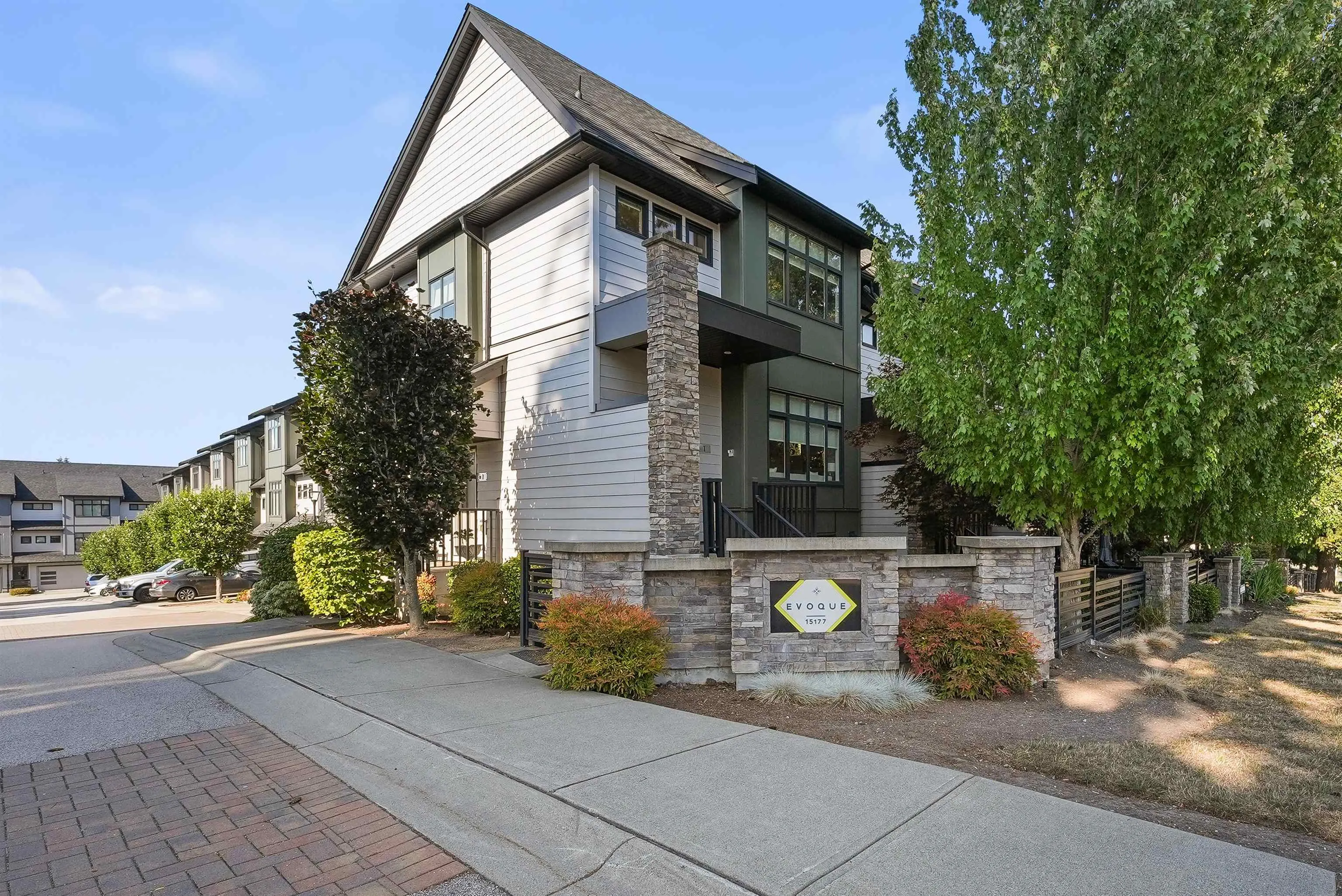15177 60 Avenue #14
