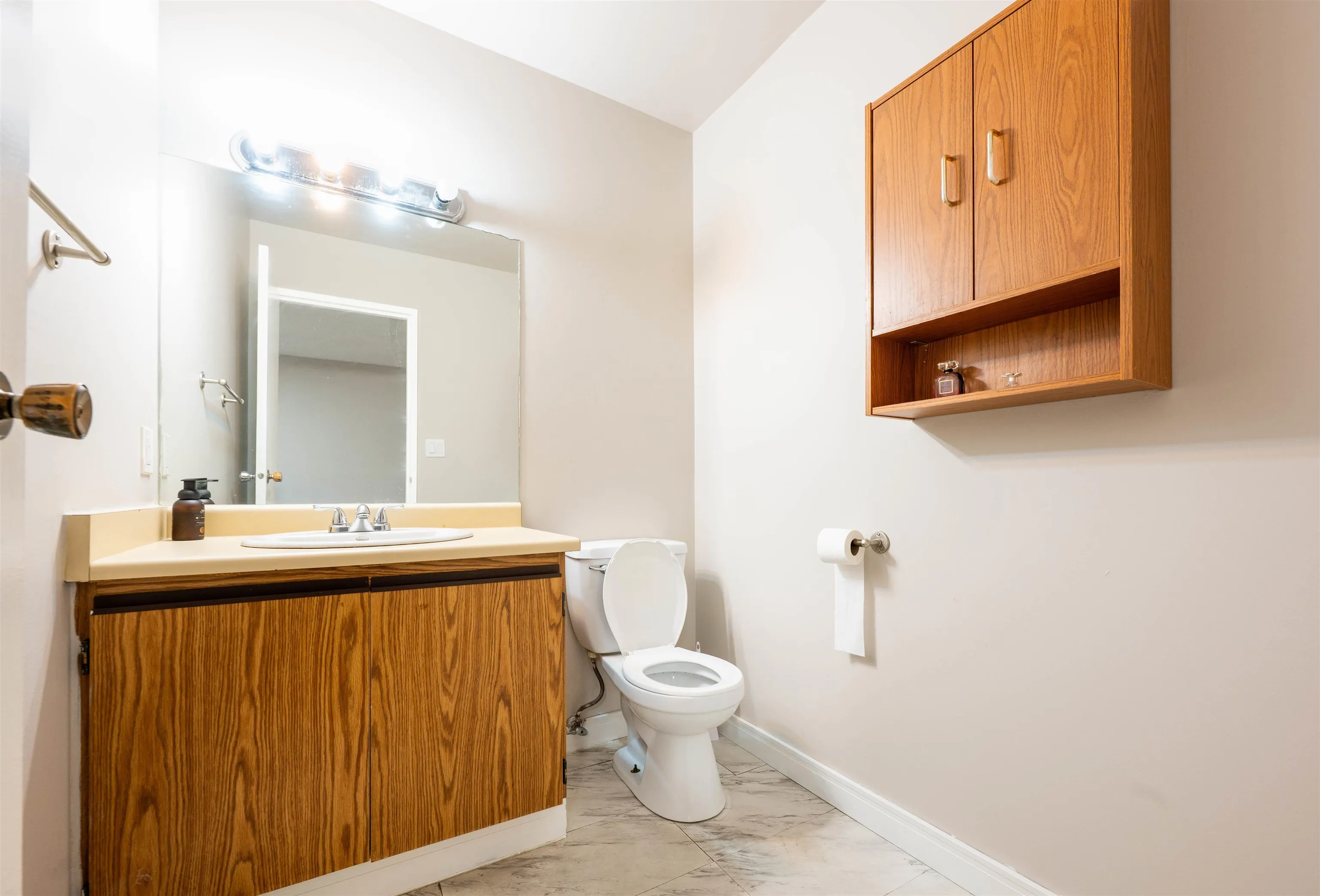 10620 150 Street #805