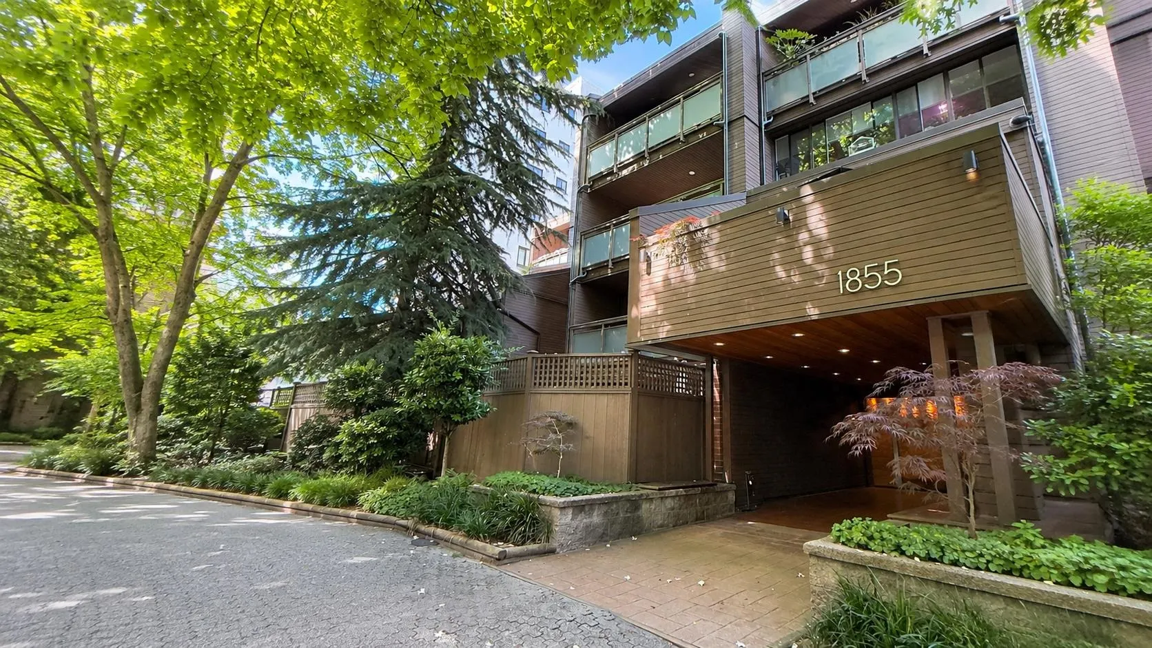 1855 Nelson Street #103