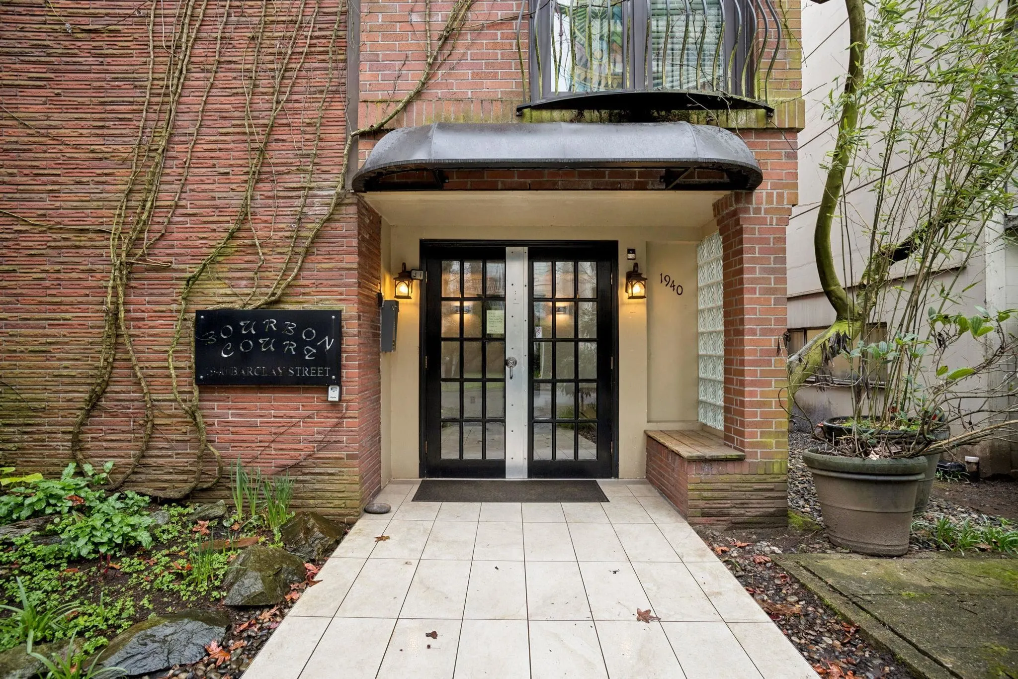 1940 Barclay Street #213