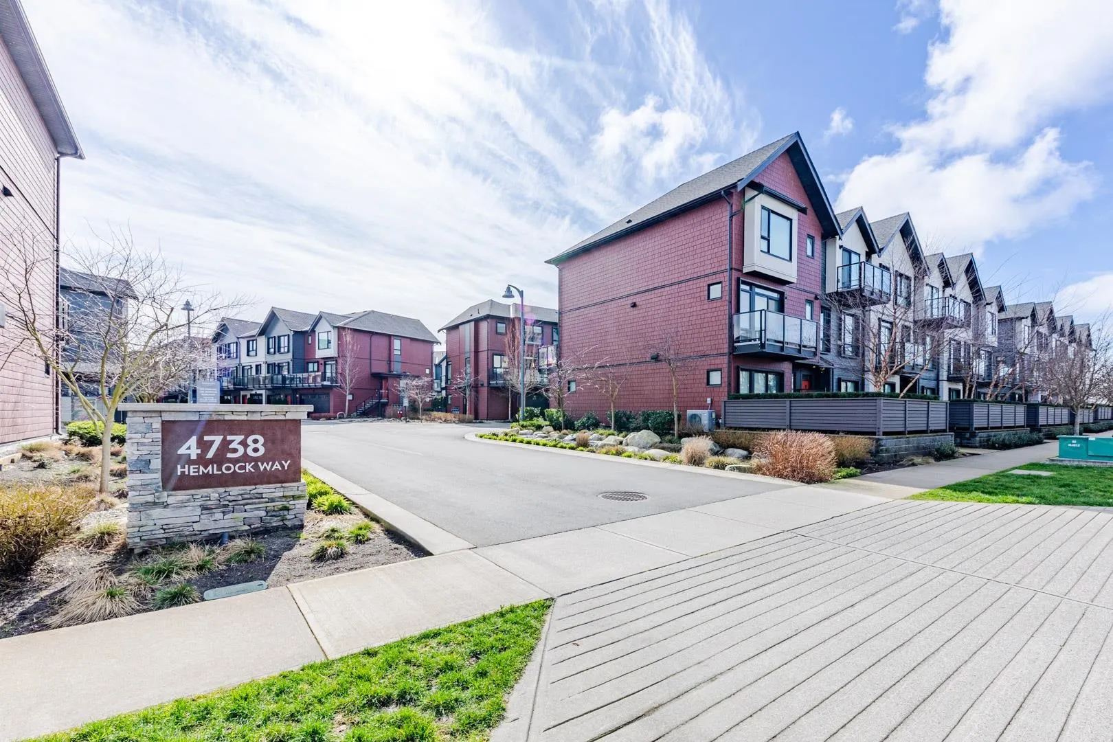 4738 Hemlock Way #185