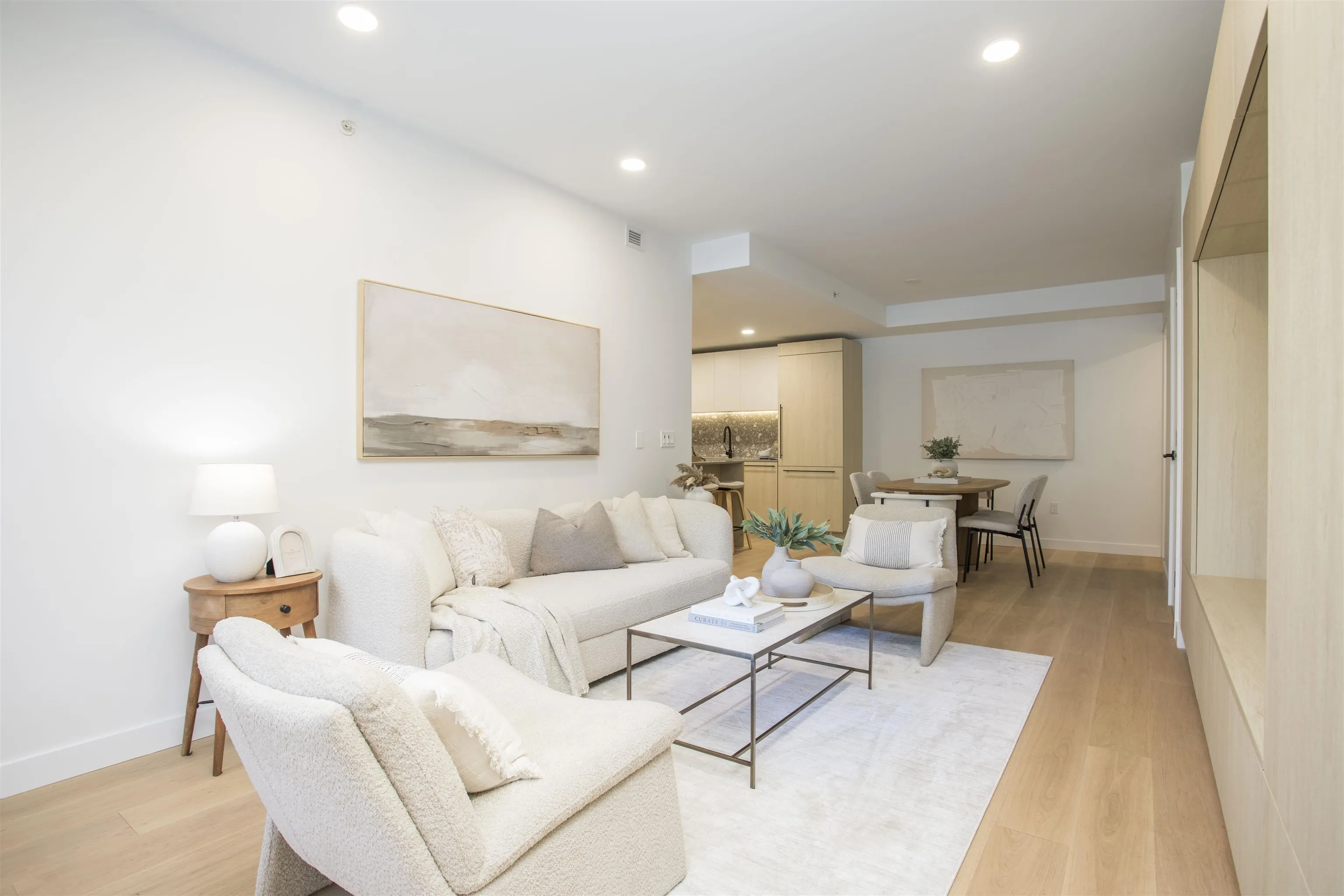2471 St. George Street #TH201
