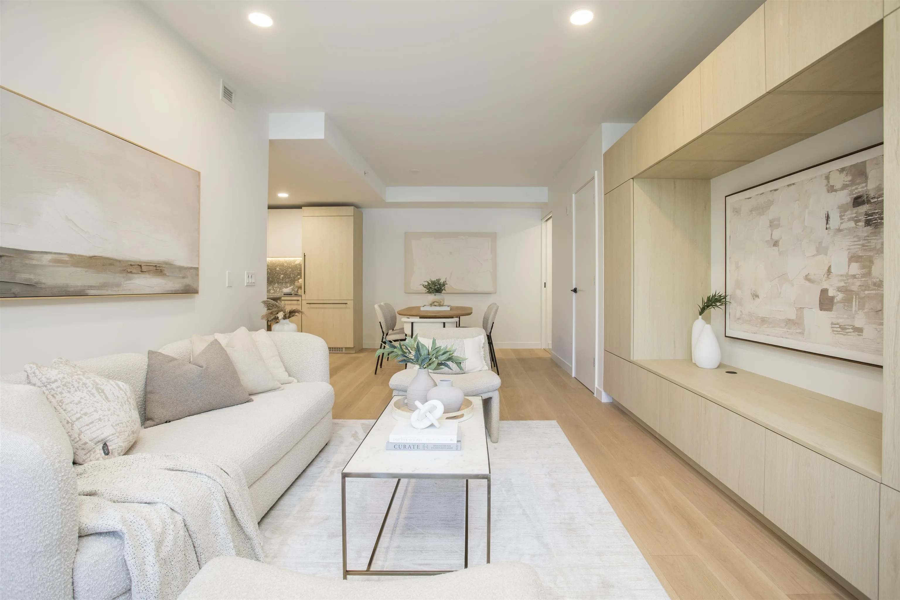 2471 St. George Street #TH201