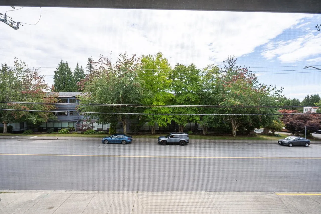 14957 Thrift Avenue #201
