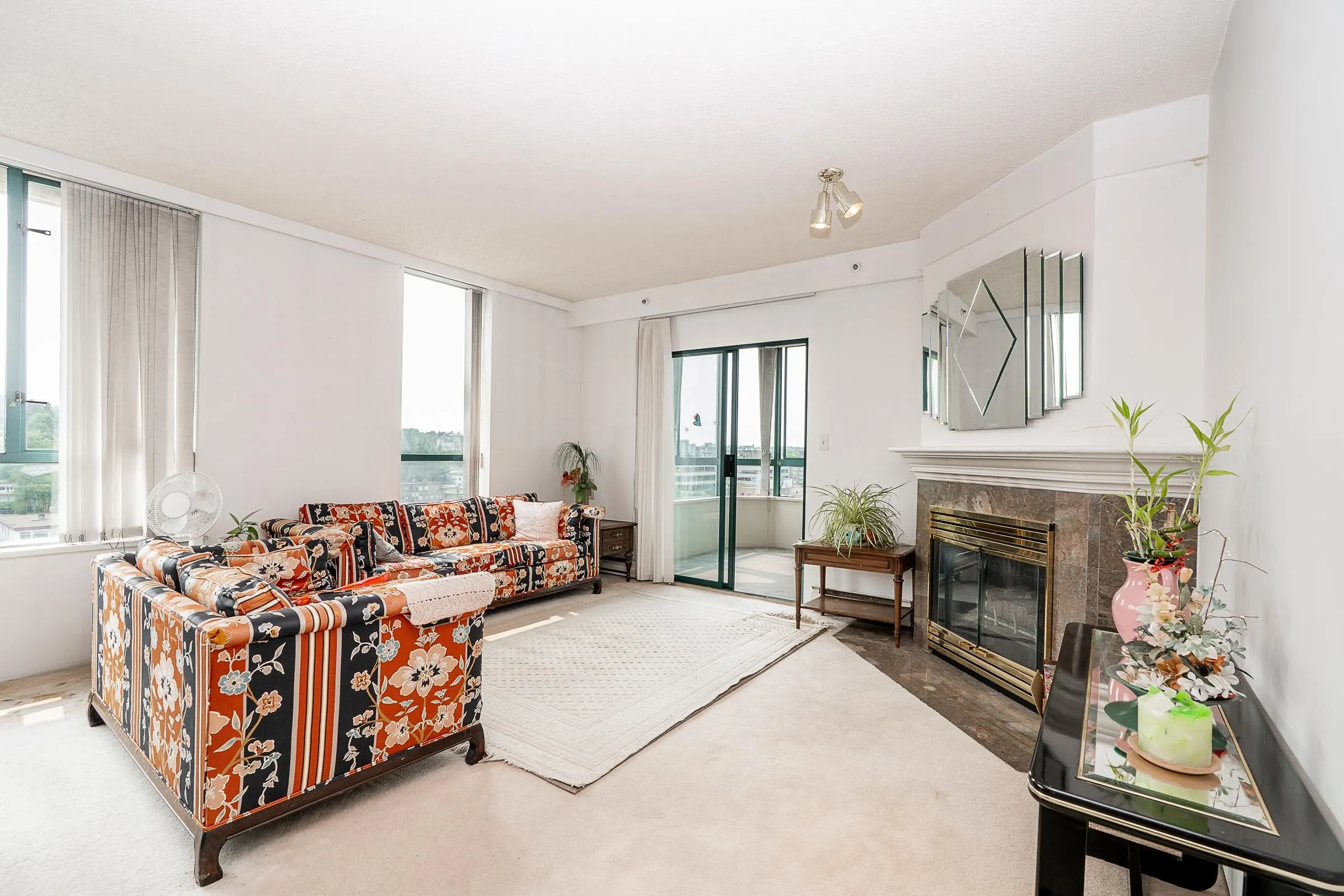 1355 W Broadway #804