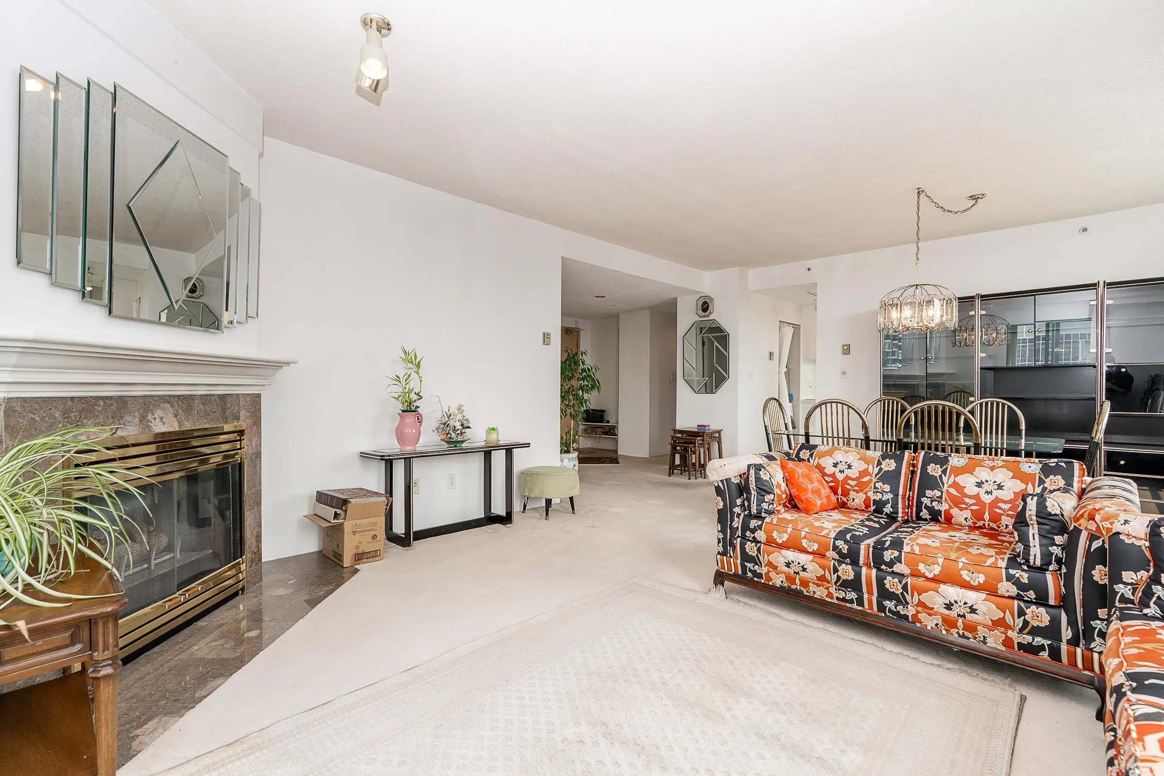 1355 W Broadway #804