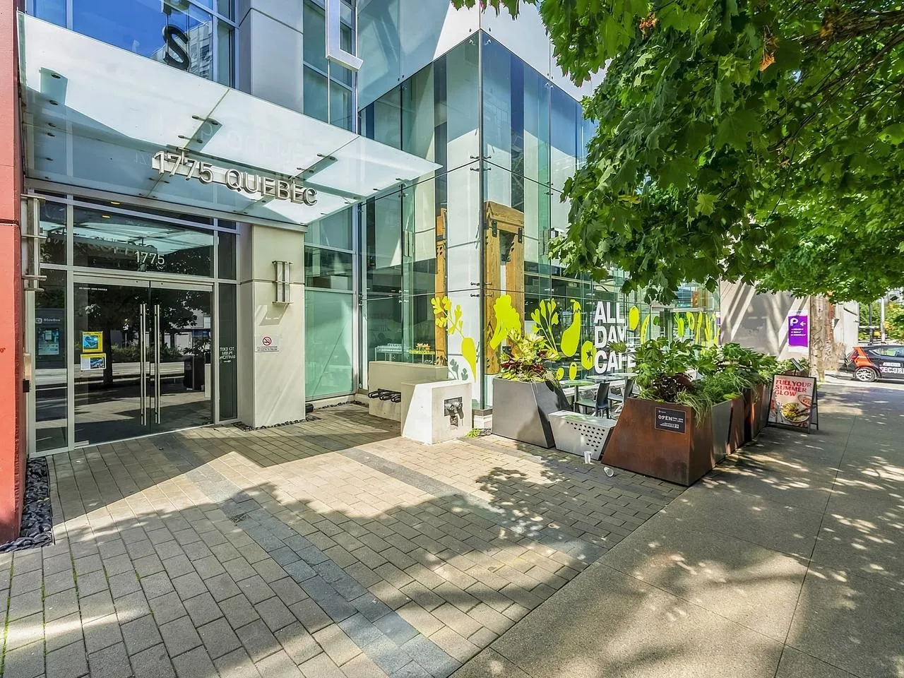 1775 Quebec Street #1902