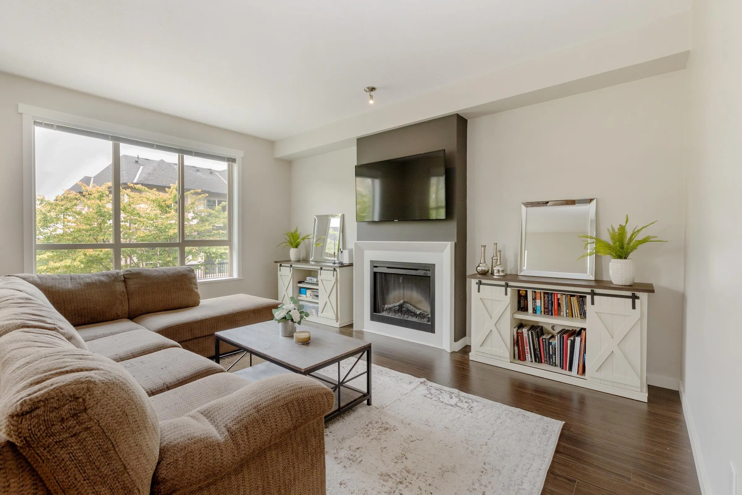 10595 Delsom Crescent #22