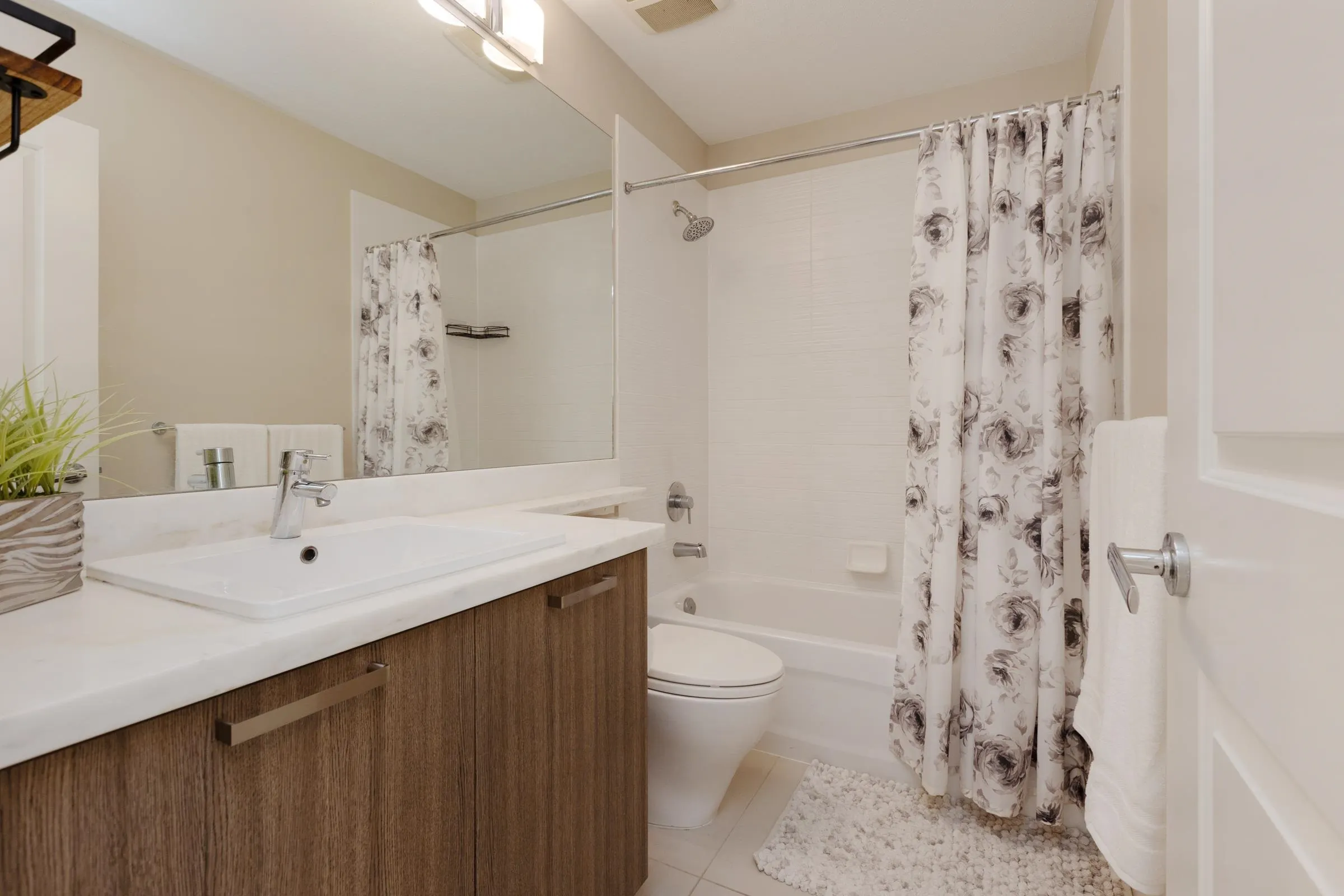 10595 Delsom Crescent #22