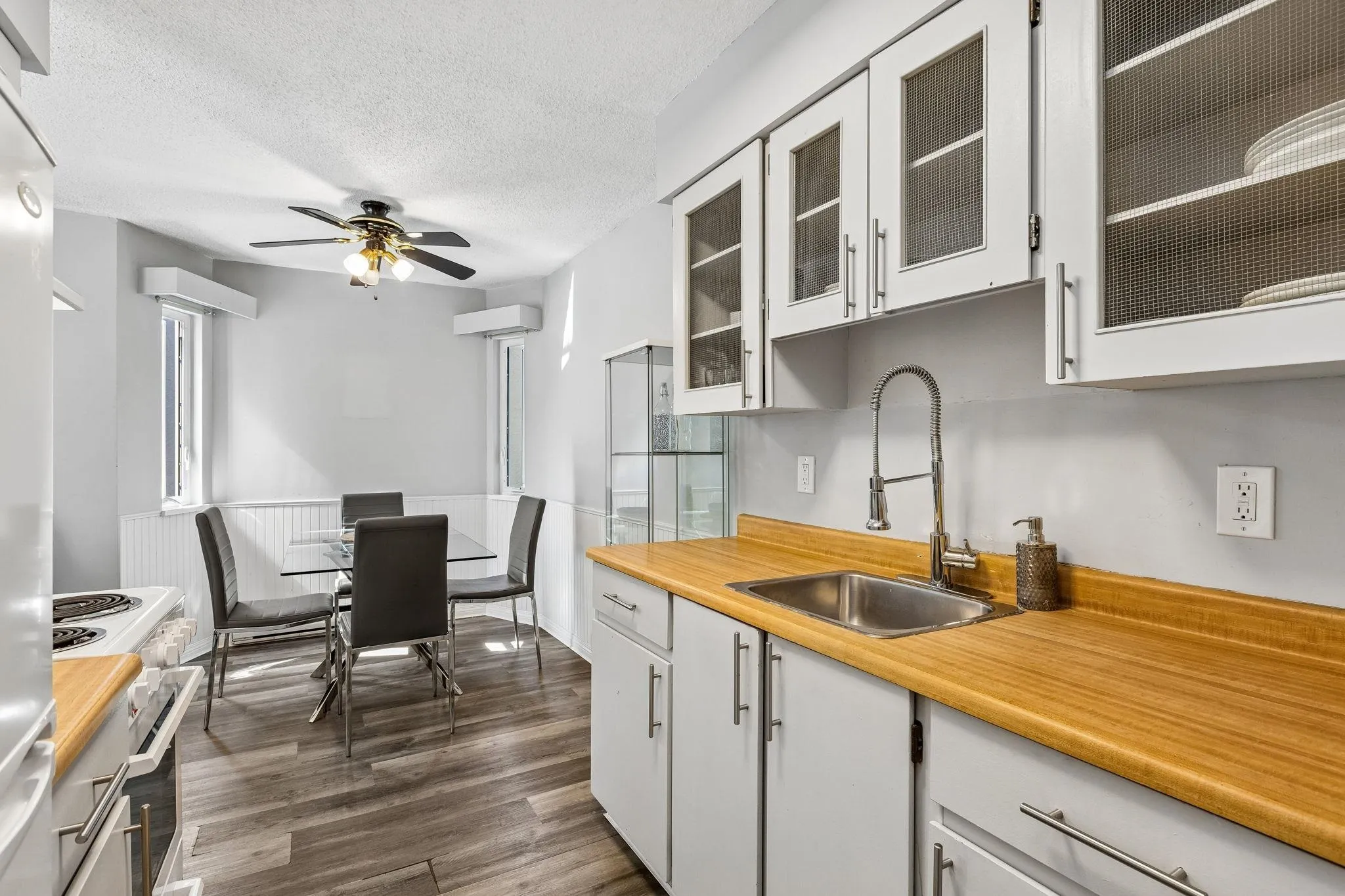107 W 27th Street #102