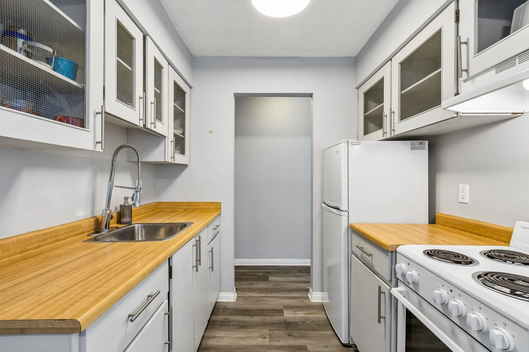 107 W 27th Street #102