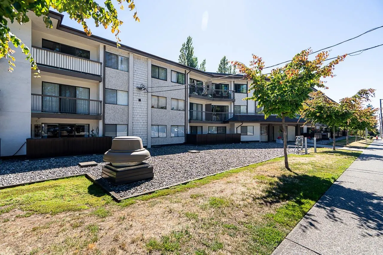 15020 North Bluff Road #208