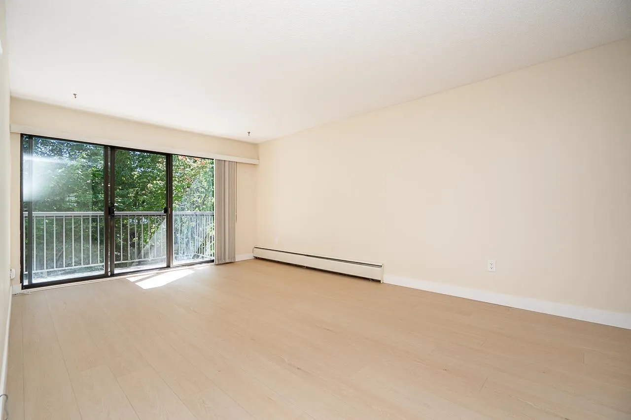 15020 North Bluff Road #208