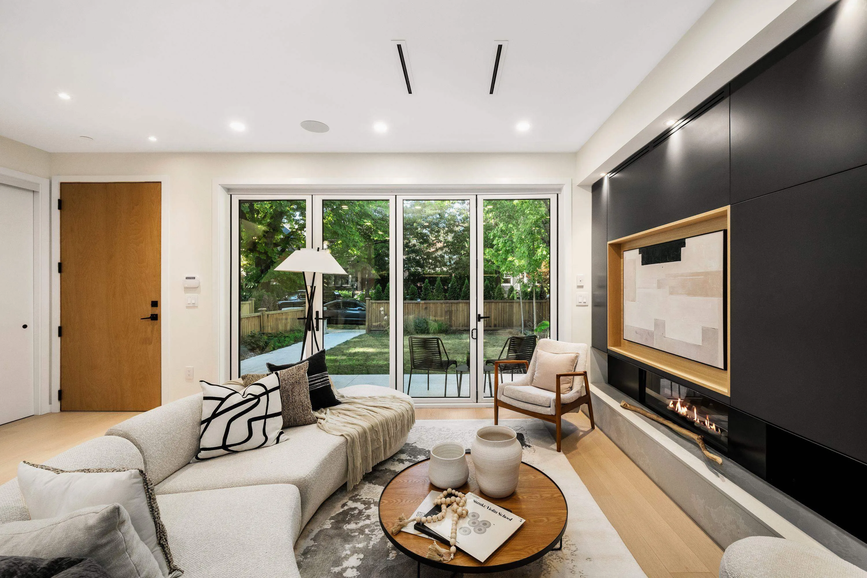 2764 W 14th Avenue #1