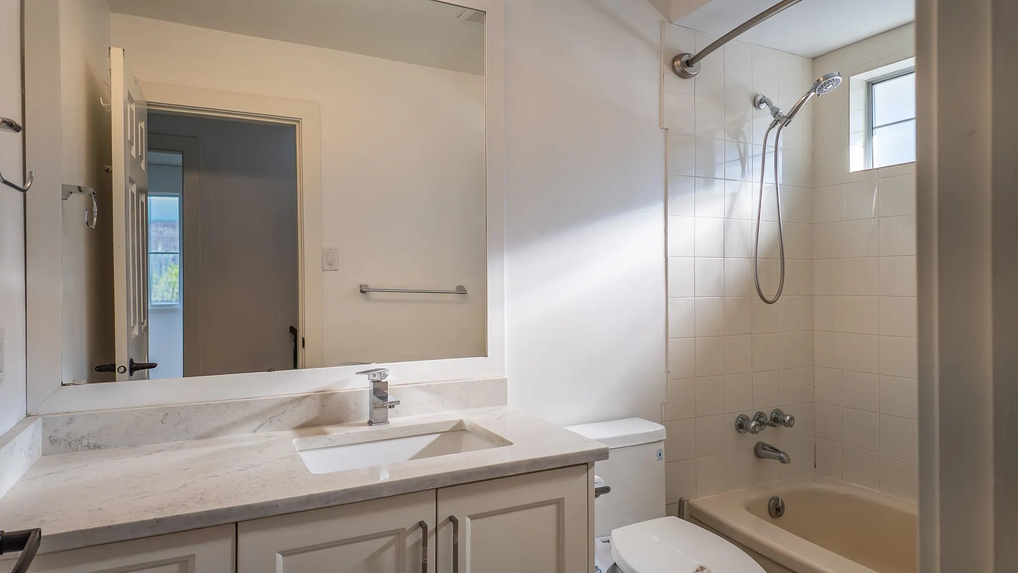 6096 Killarney Drive