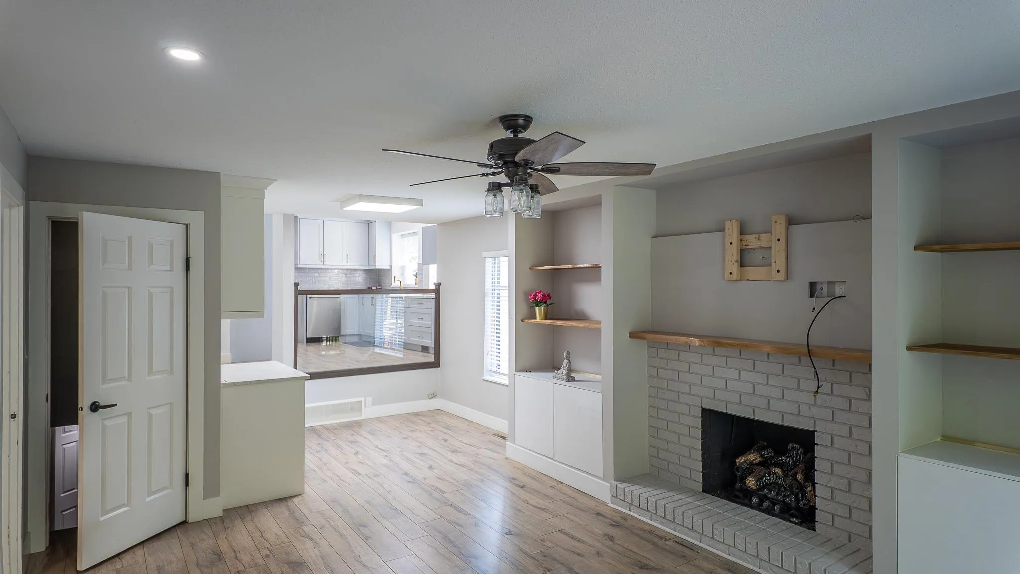 6096 Killarney Drive