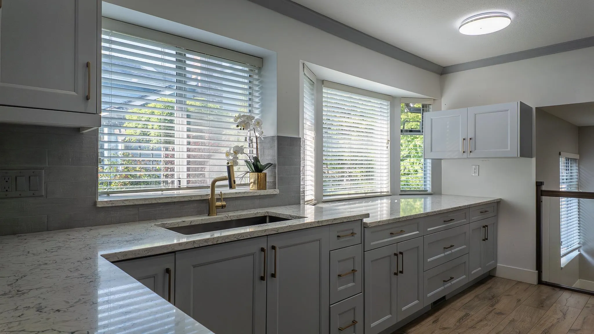 6096 Killarney Drive