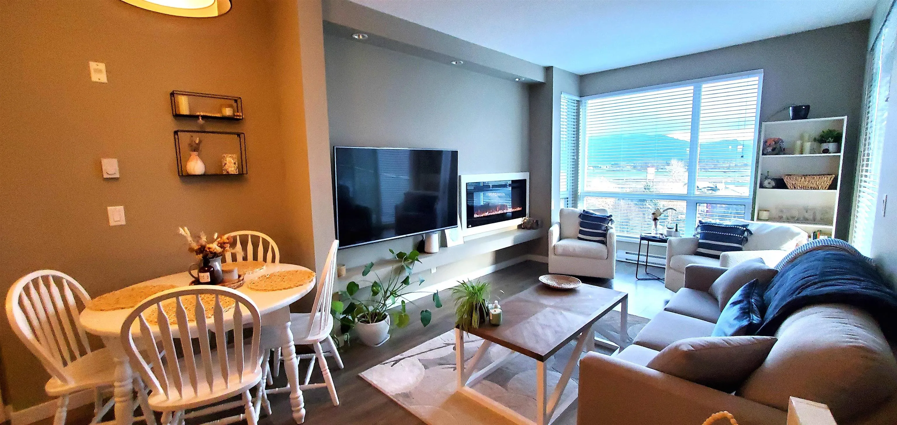 2242 Whatcom Road #409