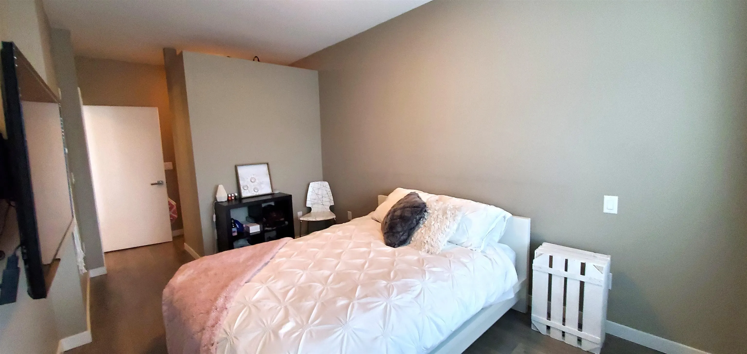 2242 Whatcom Road #409