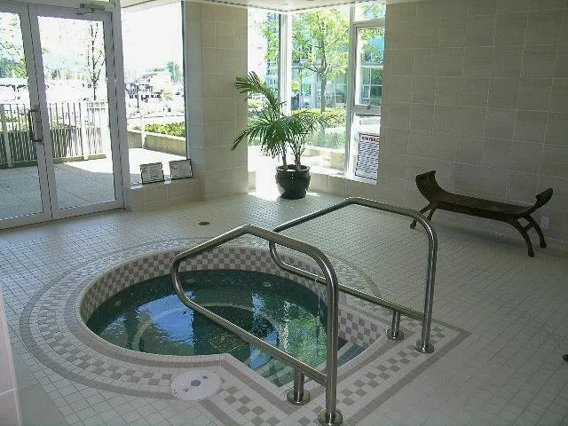 1777 Bayshore Drive #302