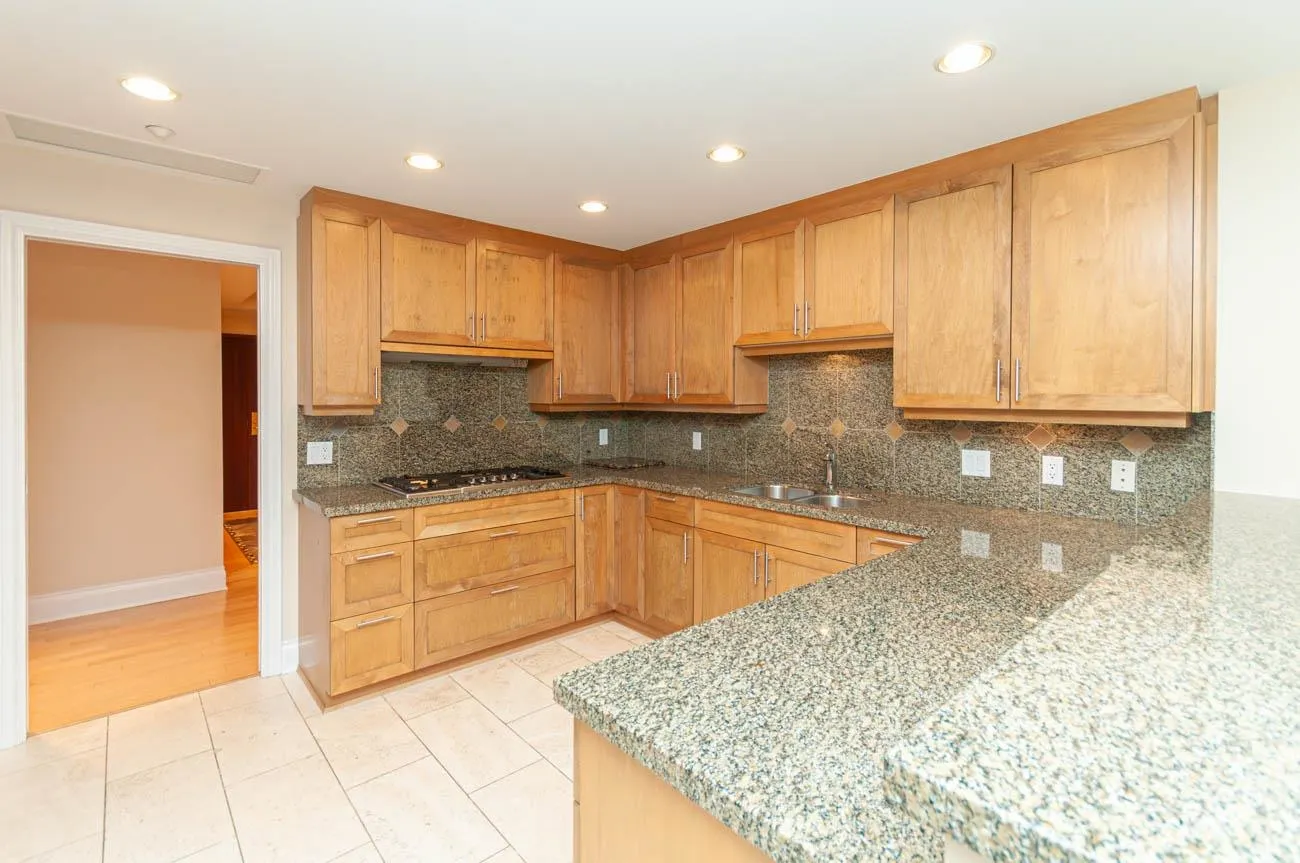 1777 Bayshore Drive #302