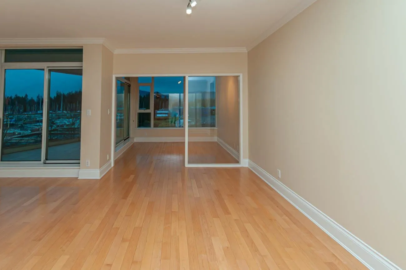1777 Bayshore Drive #302
