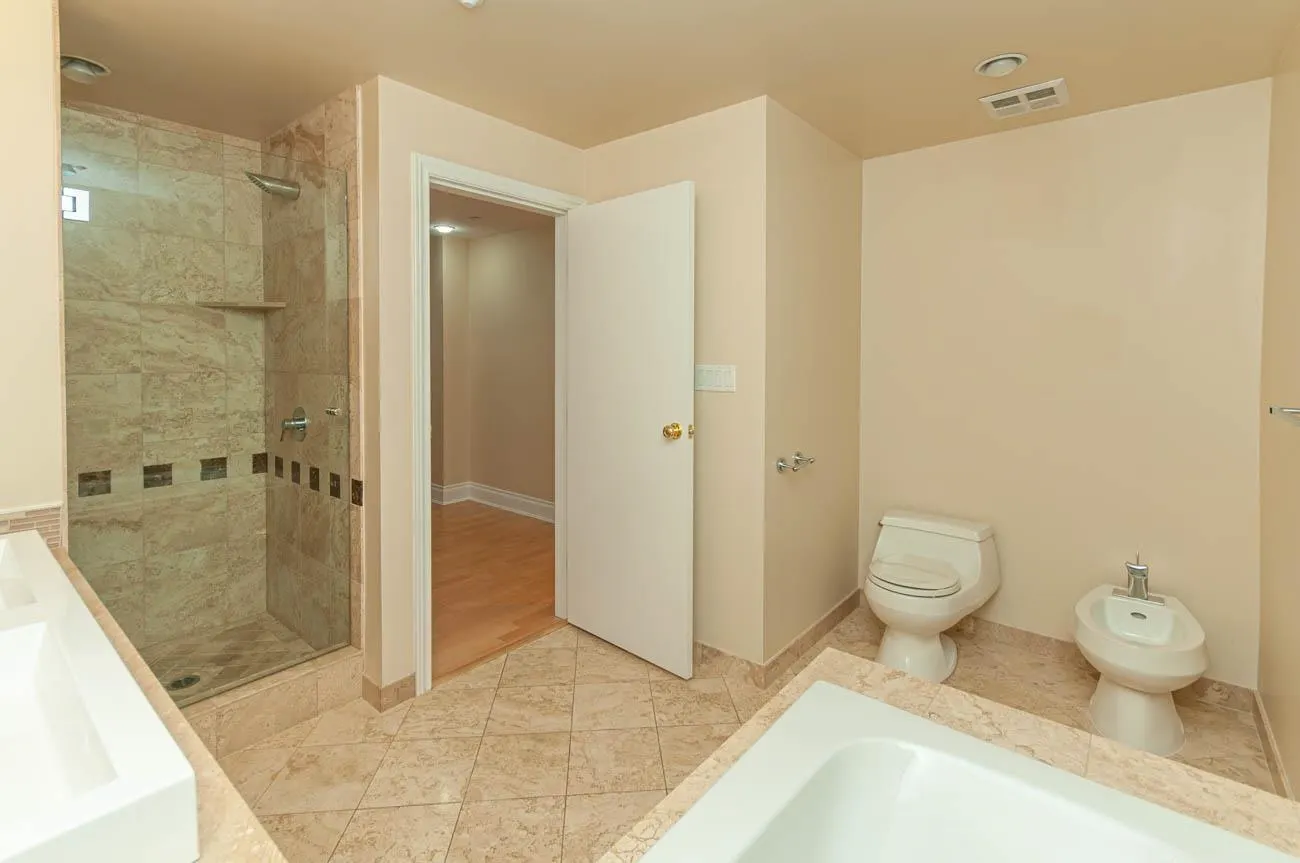 1777 Bayshore Drive #302