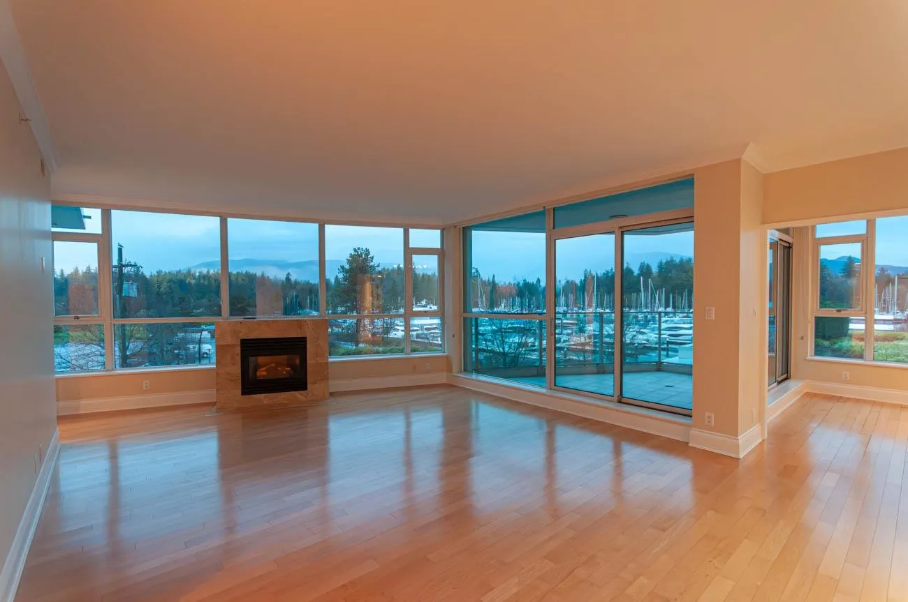 1777 Bayshore Drive #302