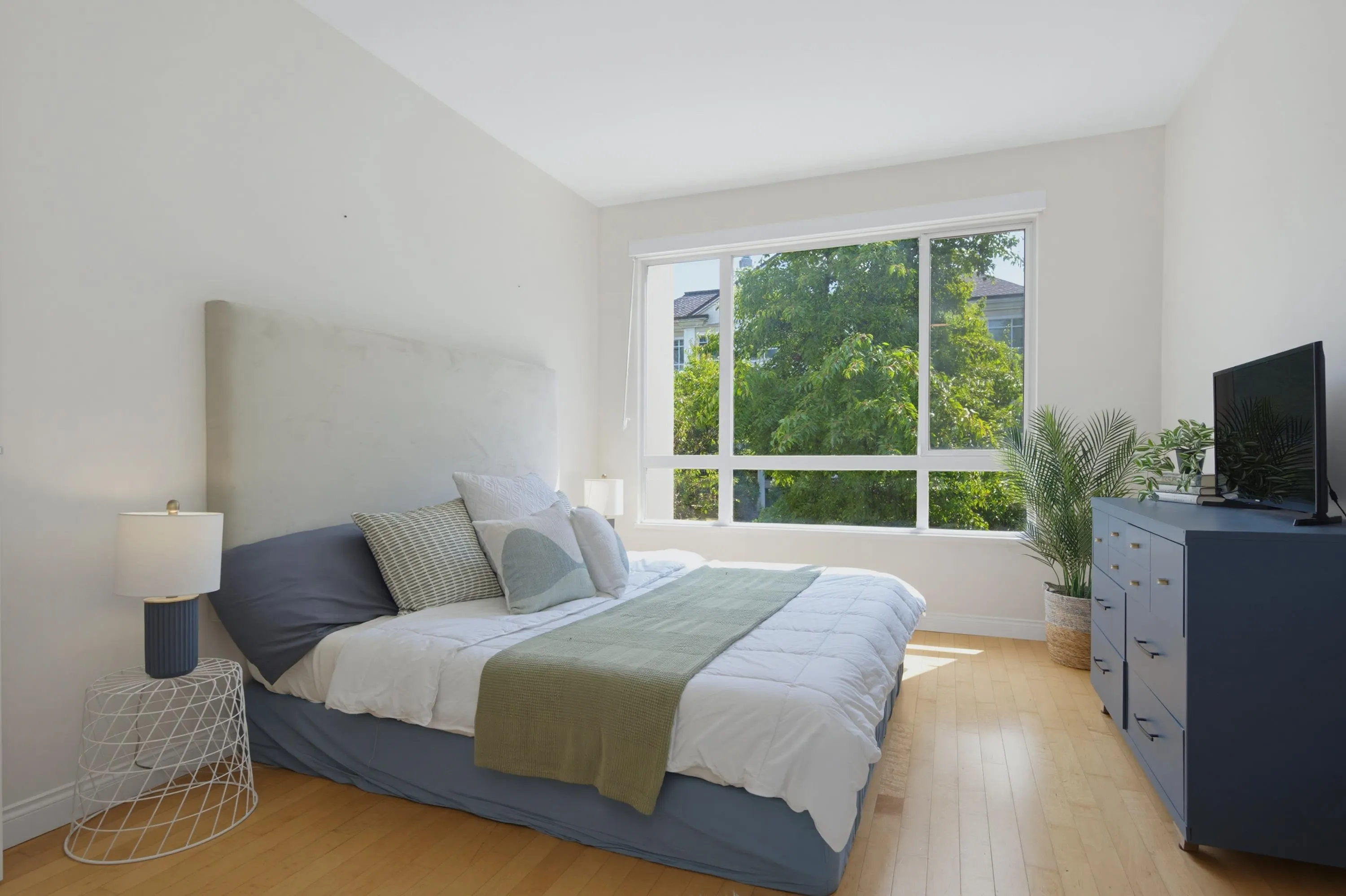 5735 Hampton Place #229