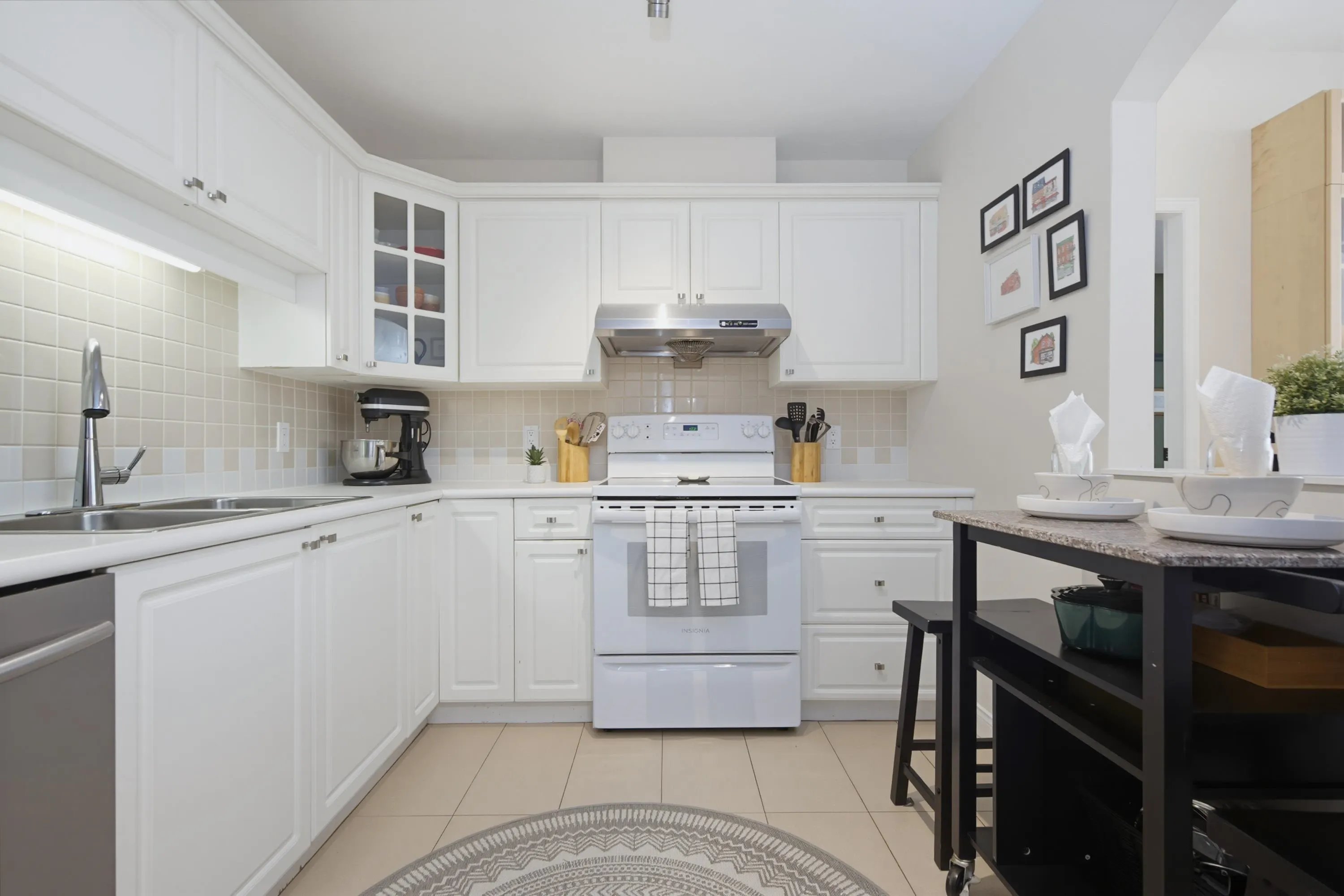 5735 Hampton Place #229