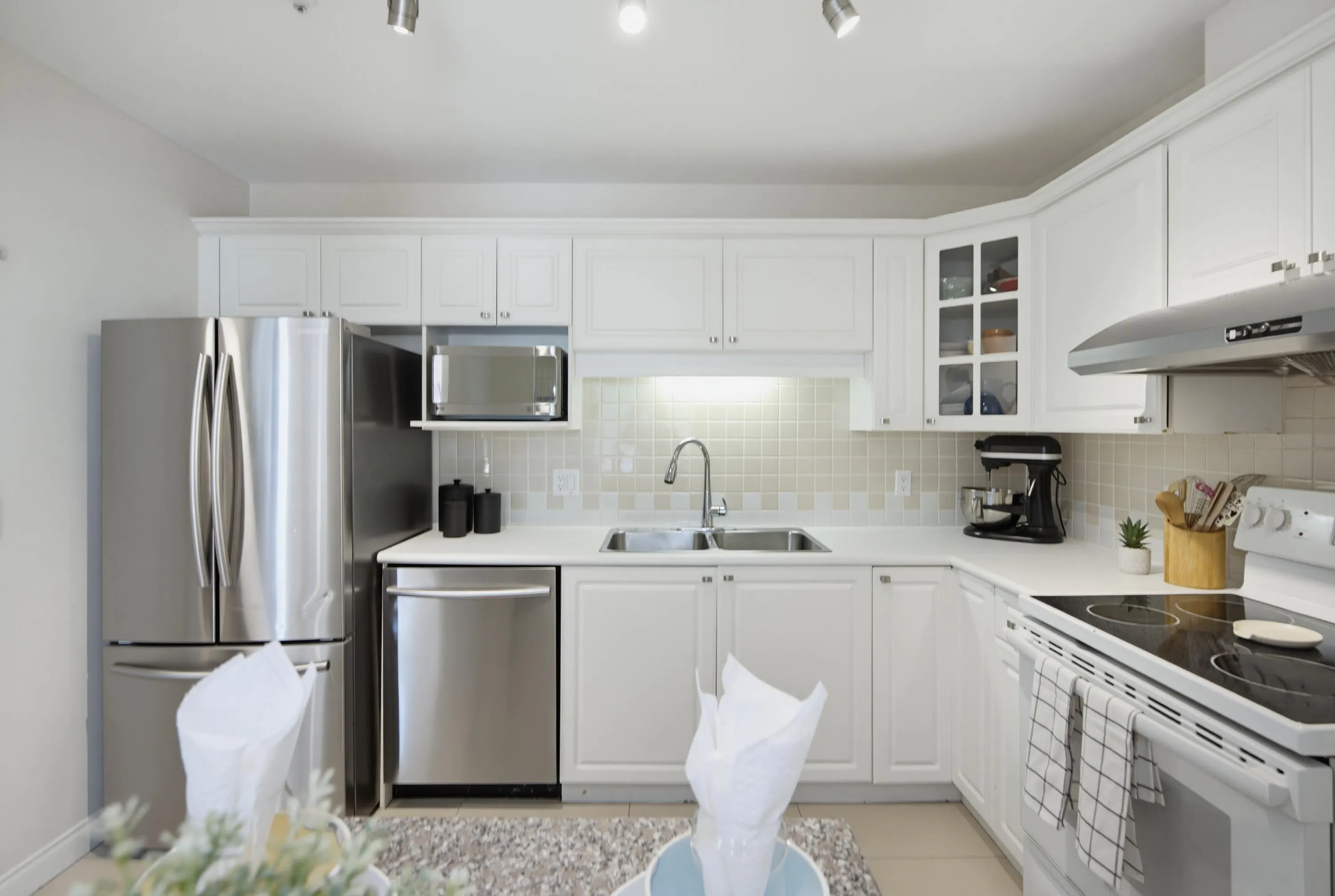 5735 Hampton Place #229