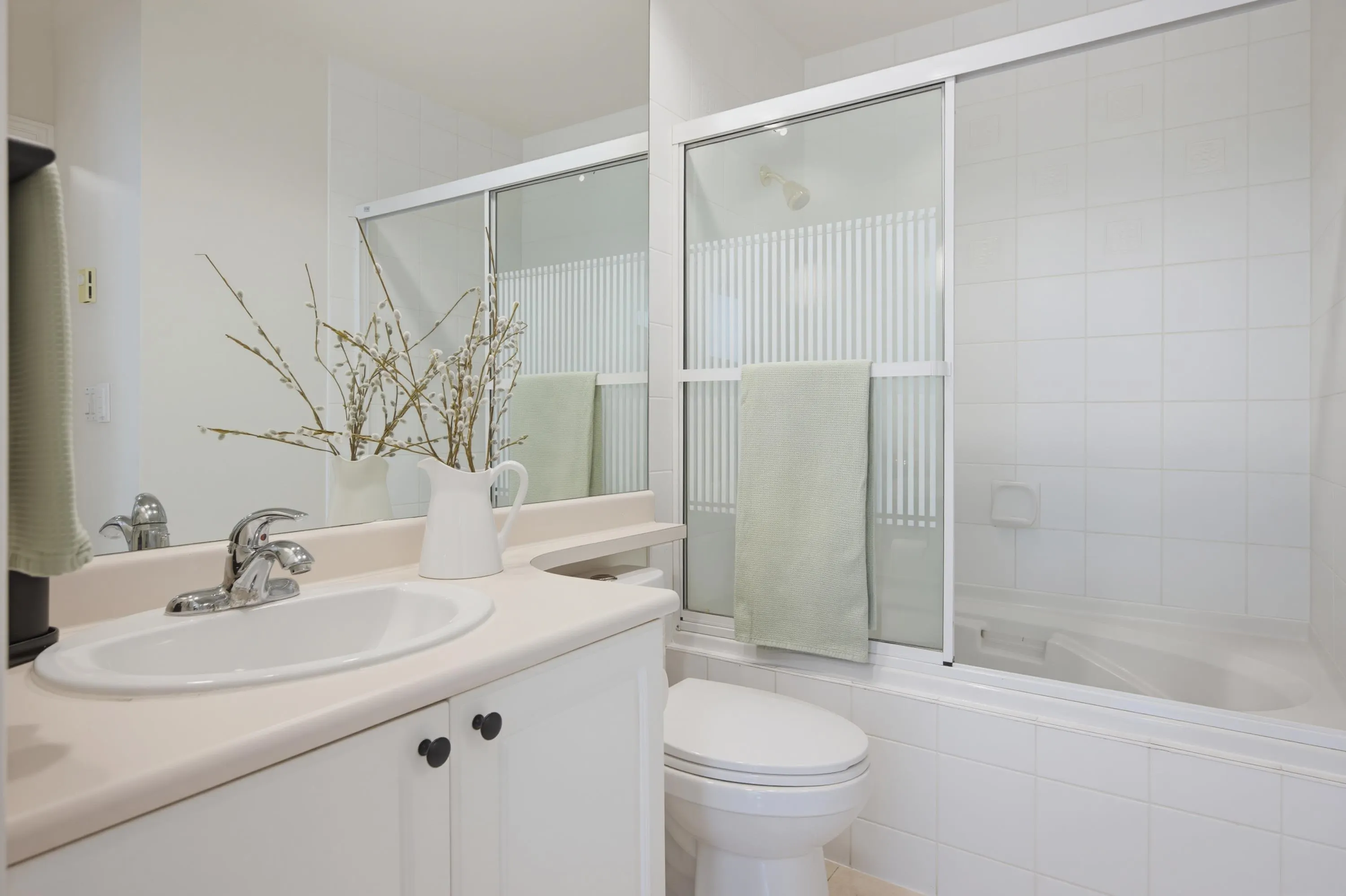 5735 Hampton Place #229