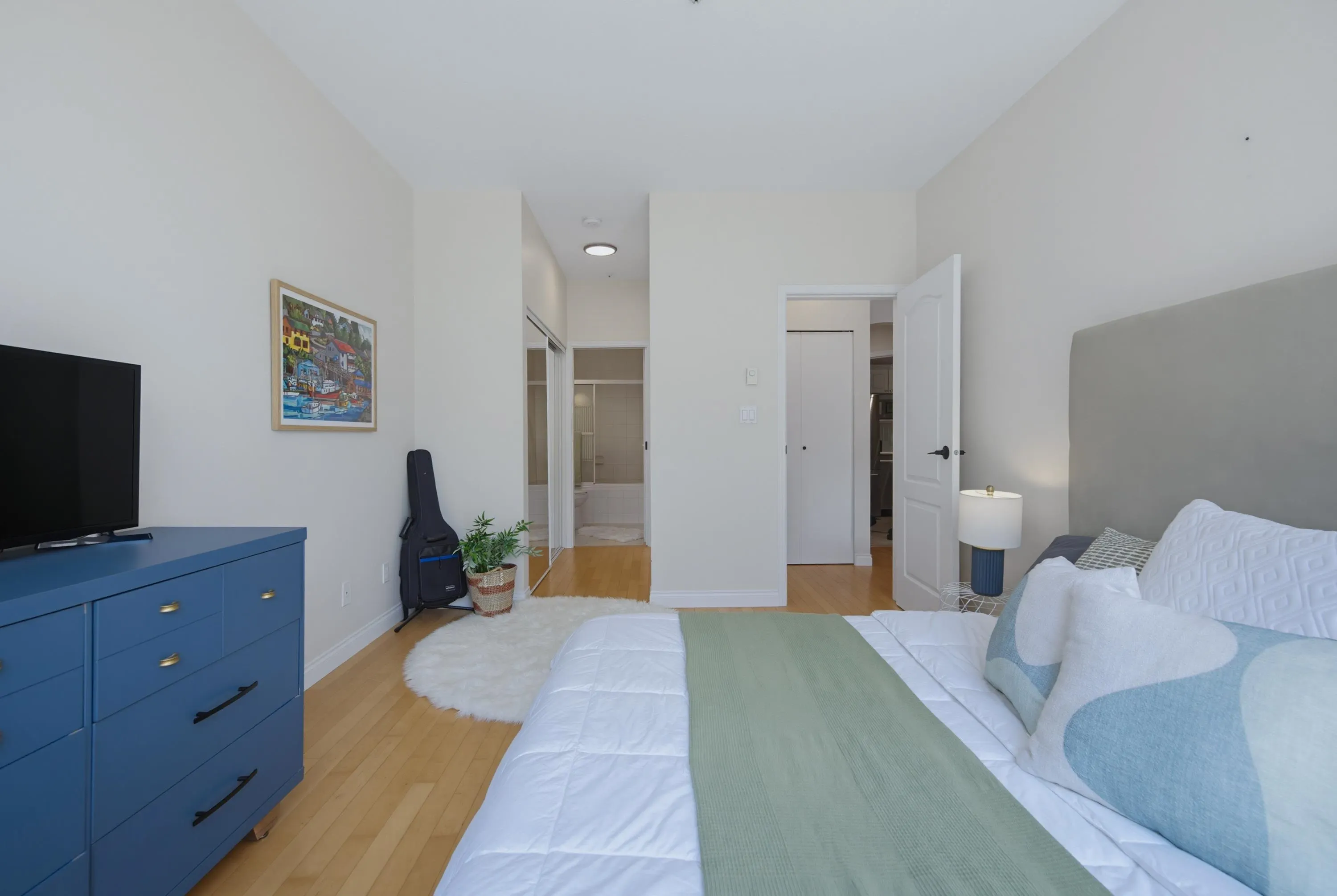 5735 Hampton Place #229