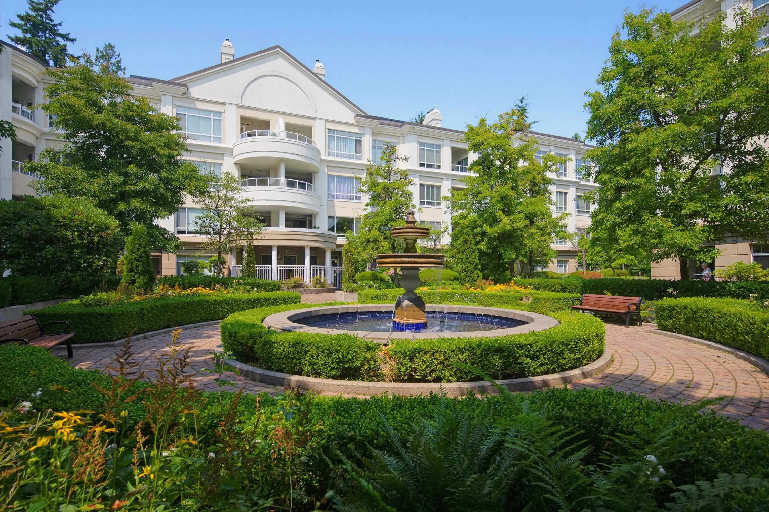5735 Hampton Place #229
