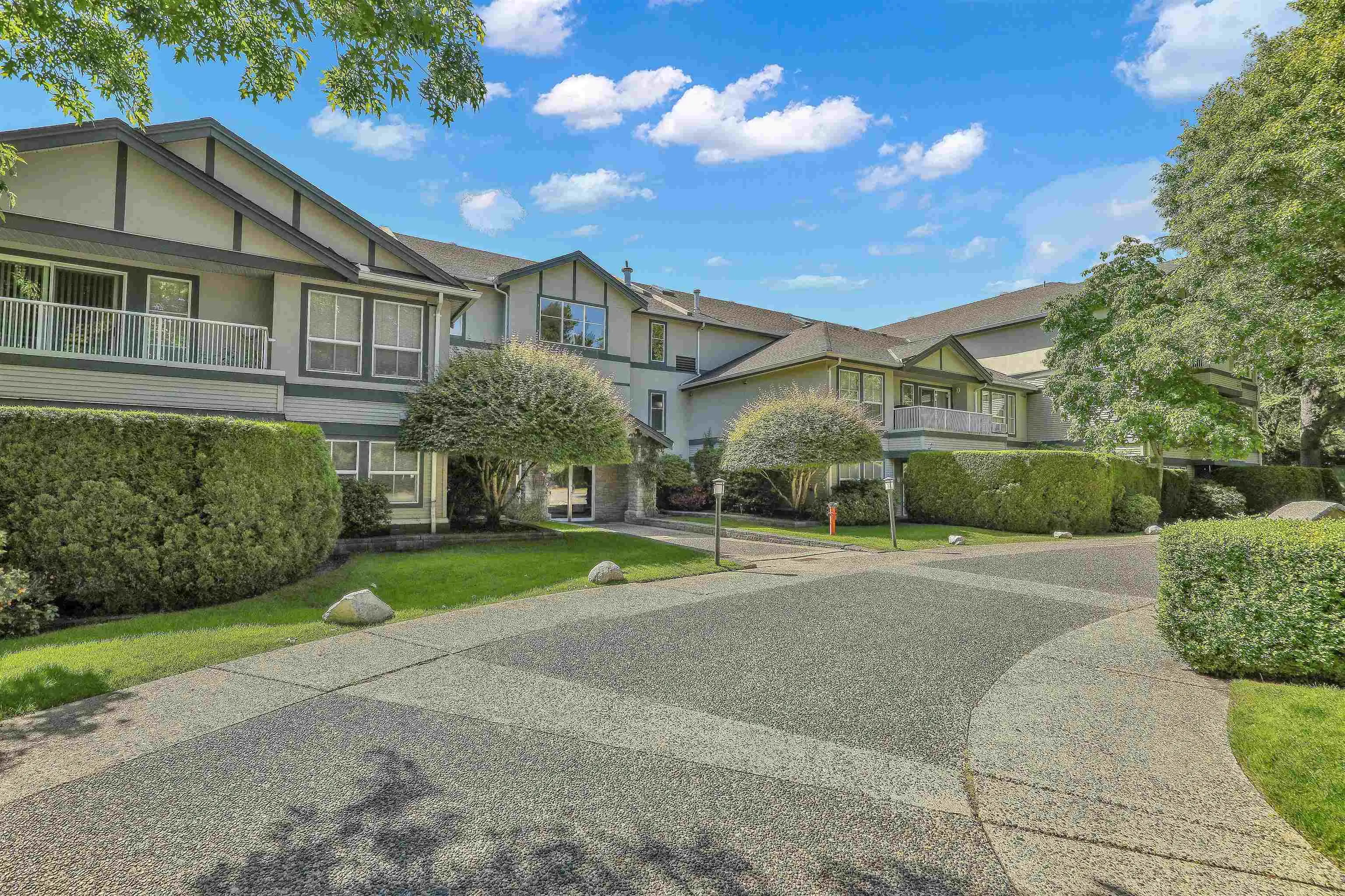 6385 121 Street #207