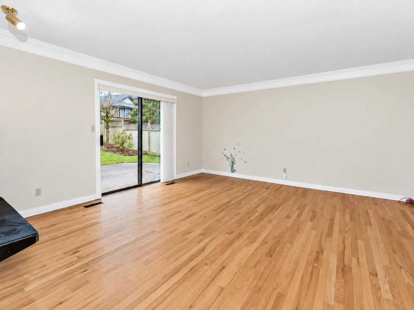10446 Fraserglen Drive