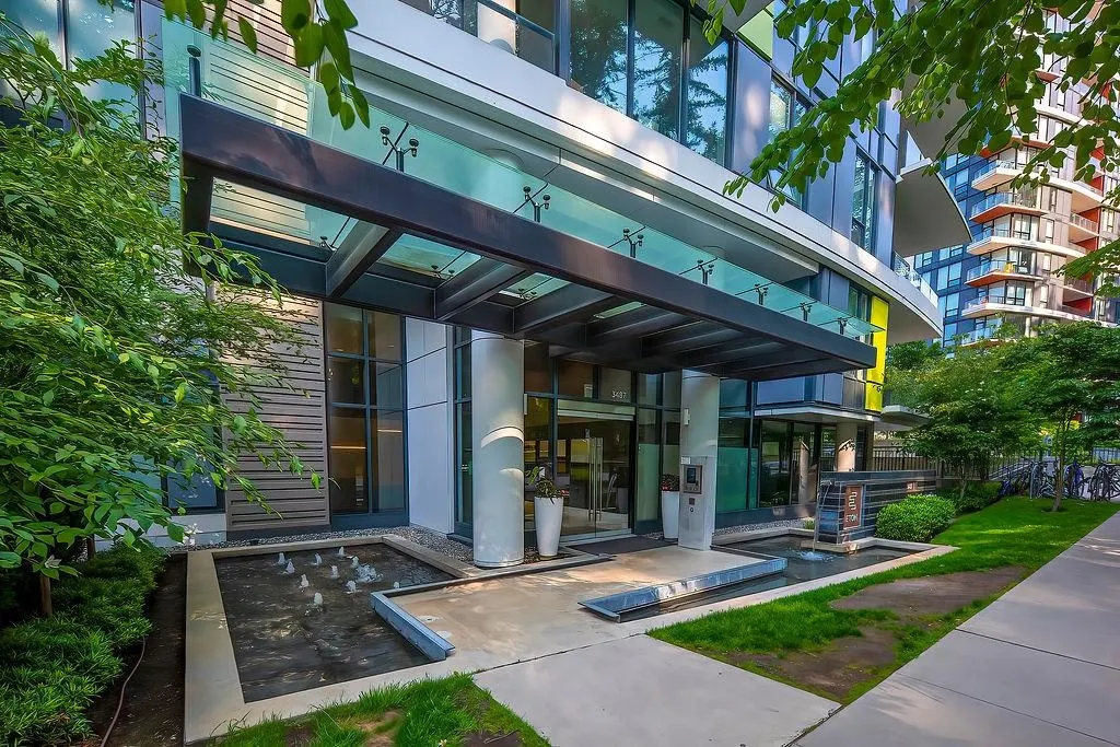 5687 Gray Avenue #115