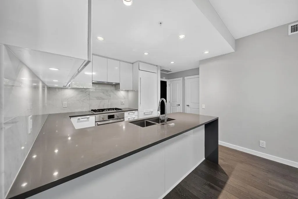 5687 Gray Avenue #115