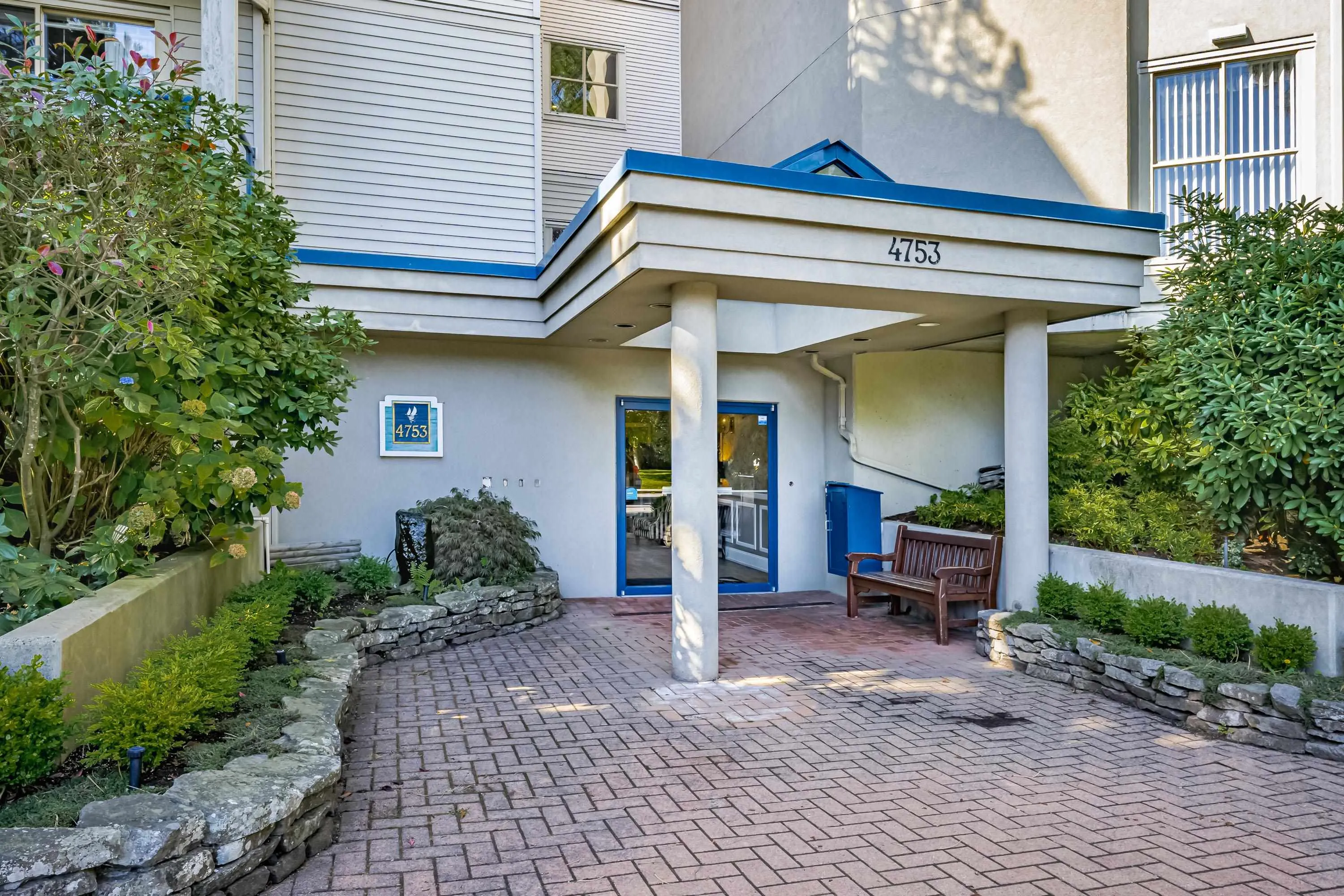 4753 W River Road #309