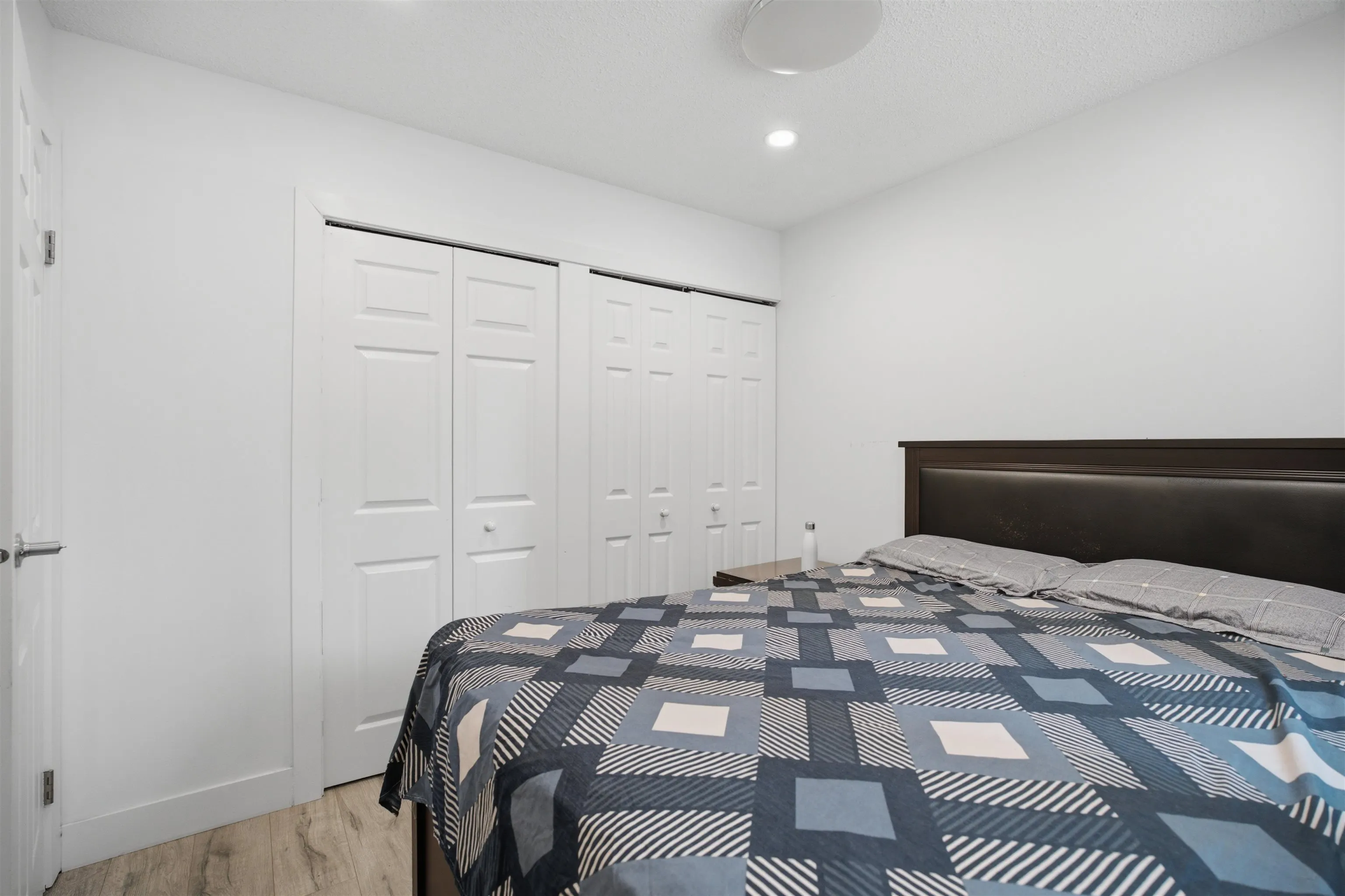 3075 Trethewey Street #23