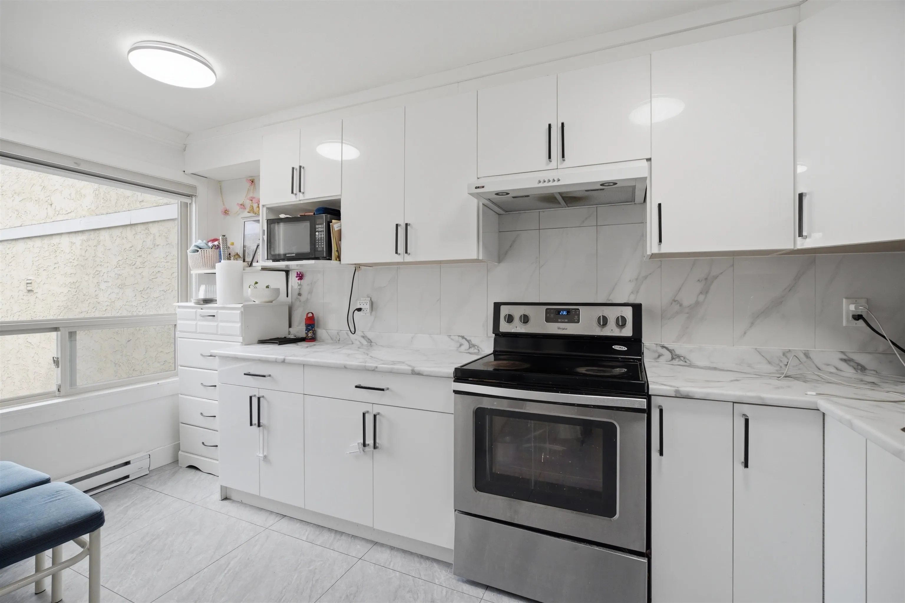 3075 Trethewey Street #23