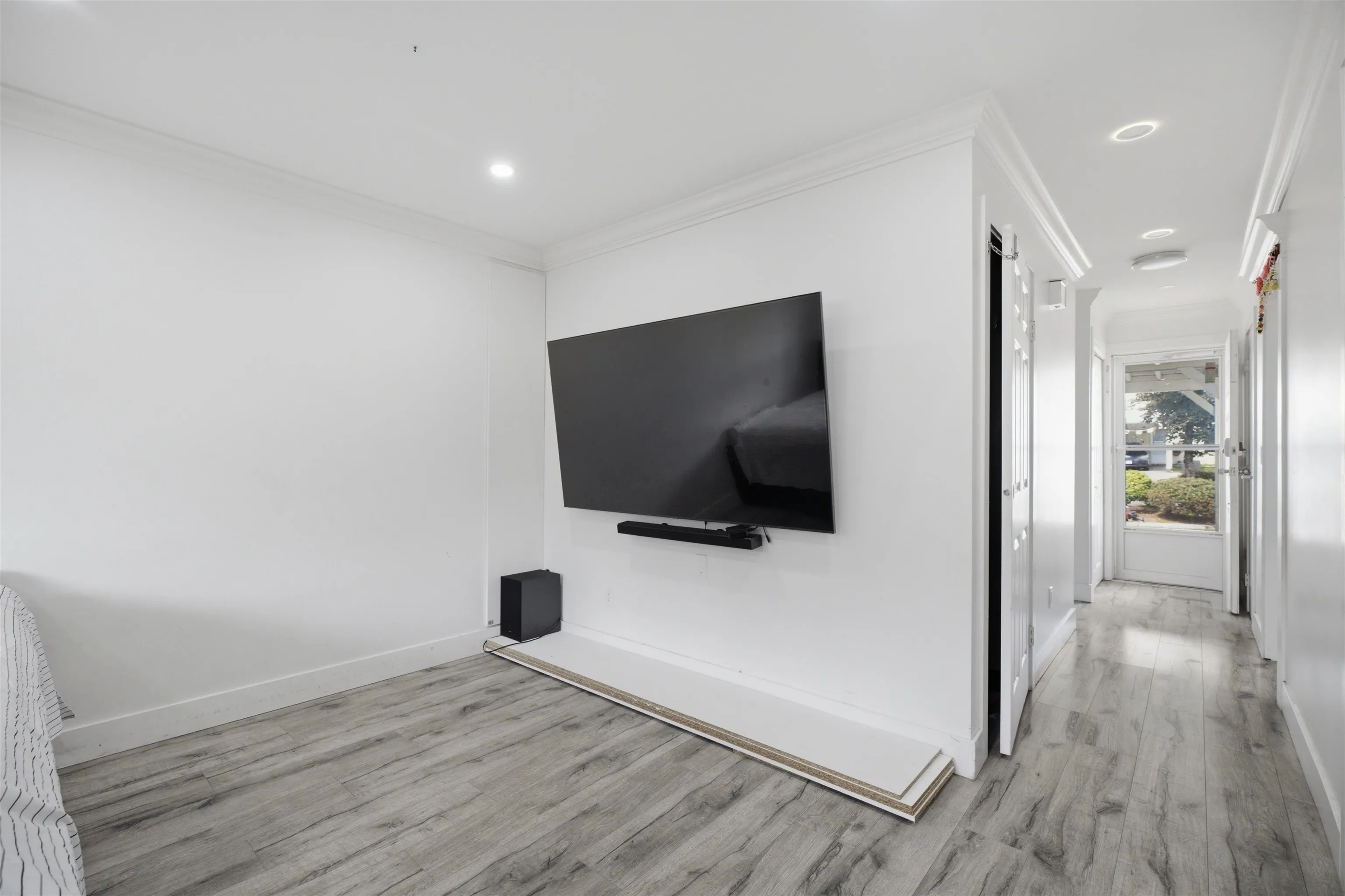 3075 Trethewey Street #23
