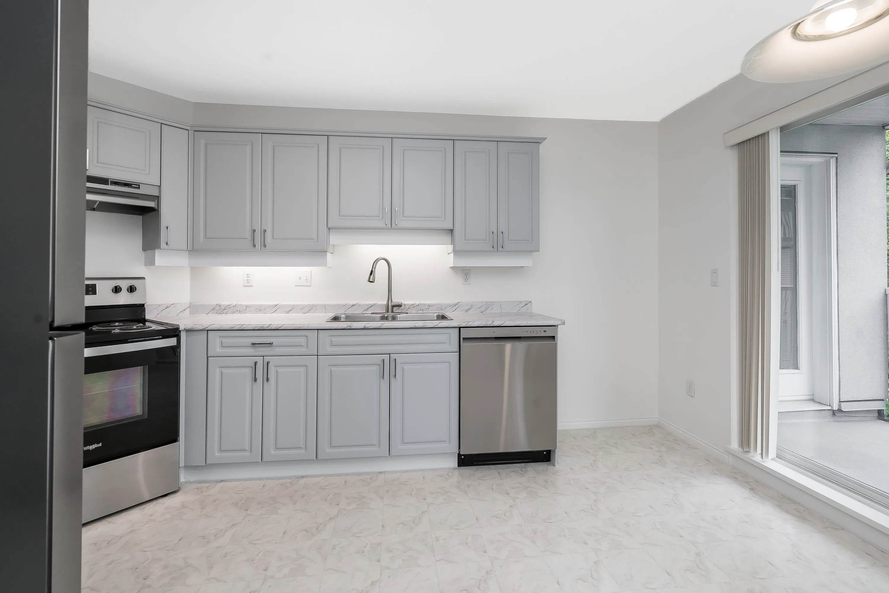 5465 201 Street #312