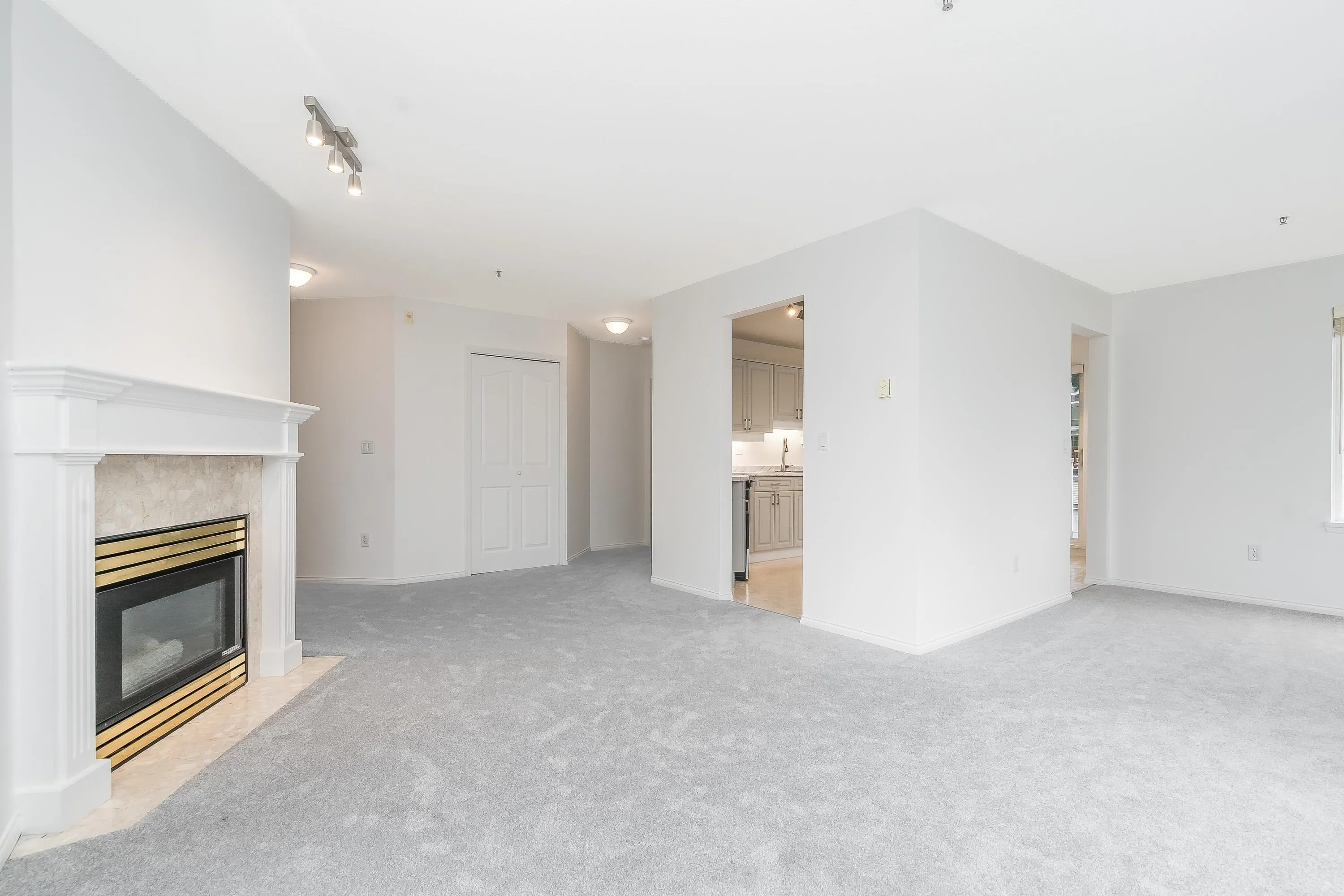 5465 201 Street #312