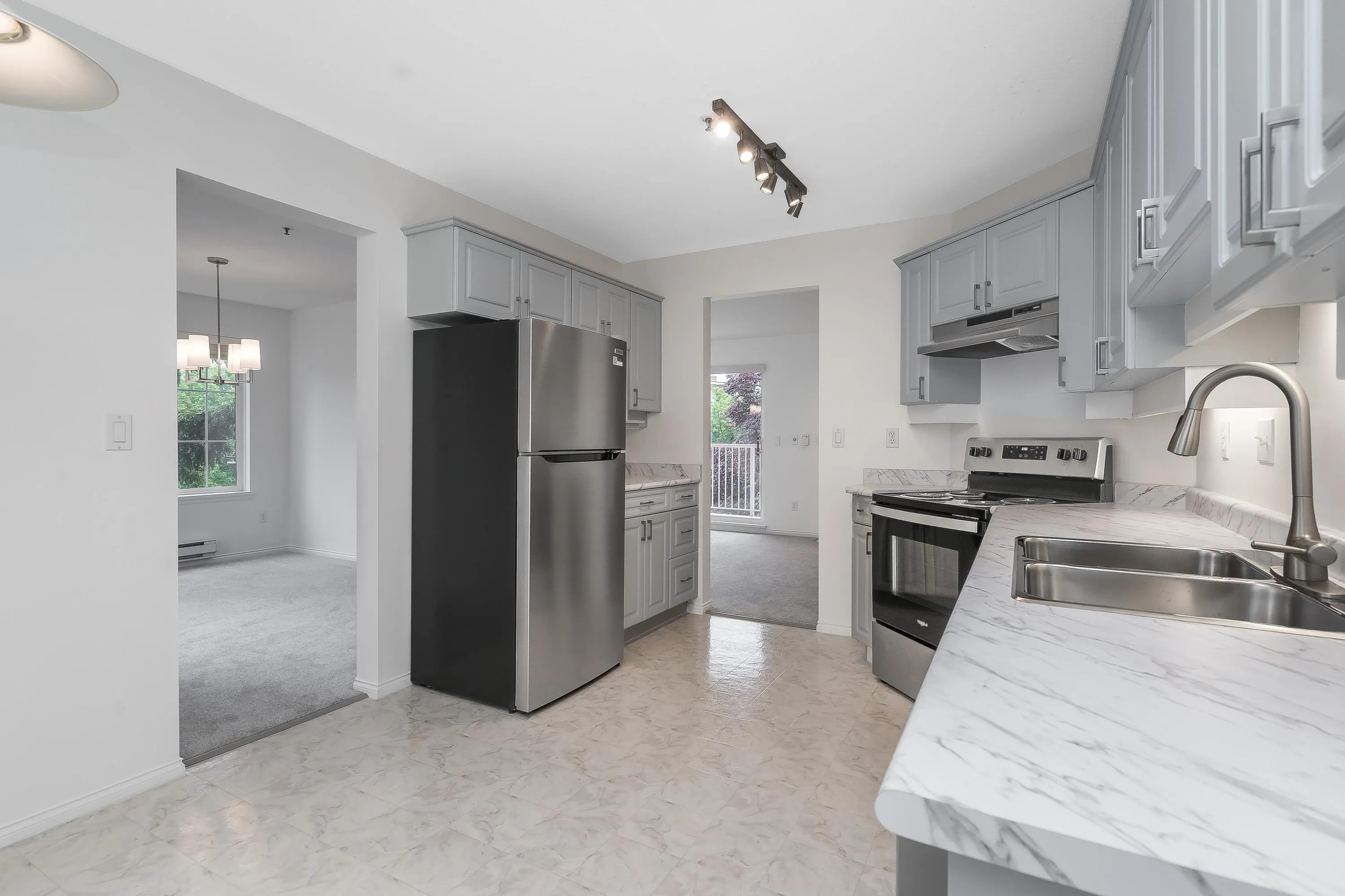 5465 201 Street #312