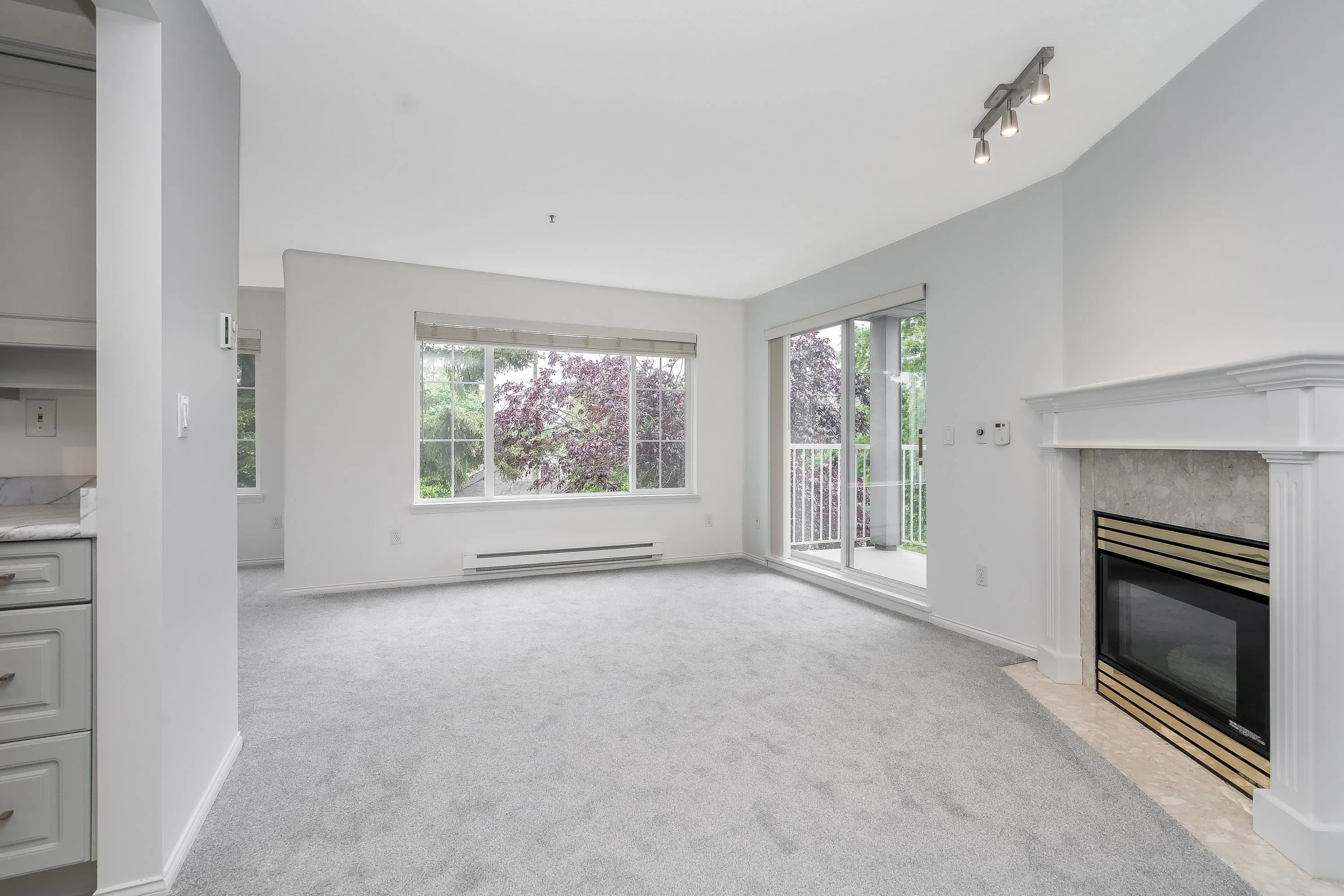 5465 201 Street #312