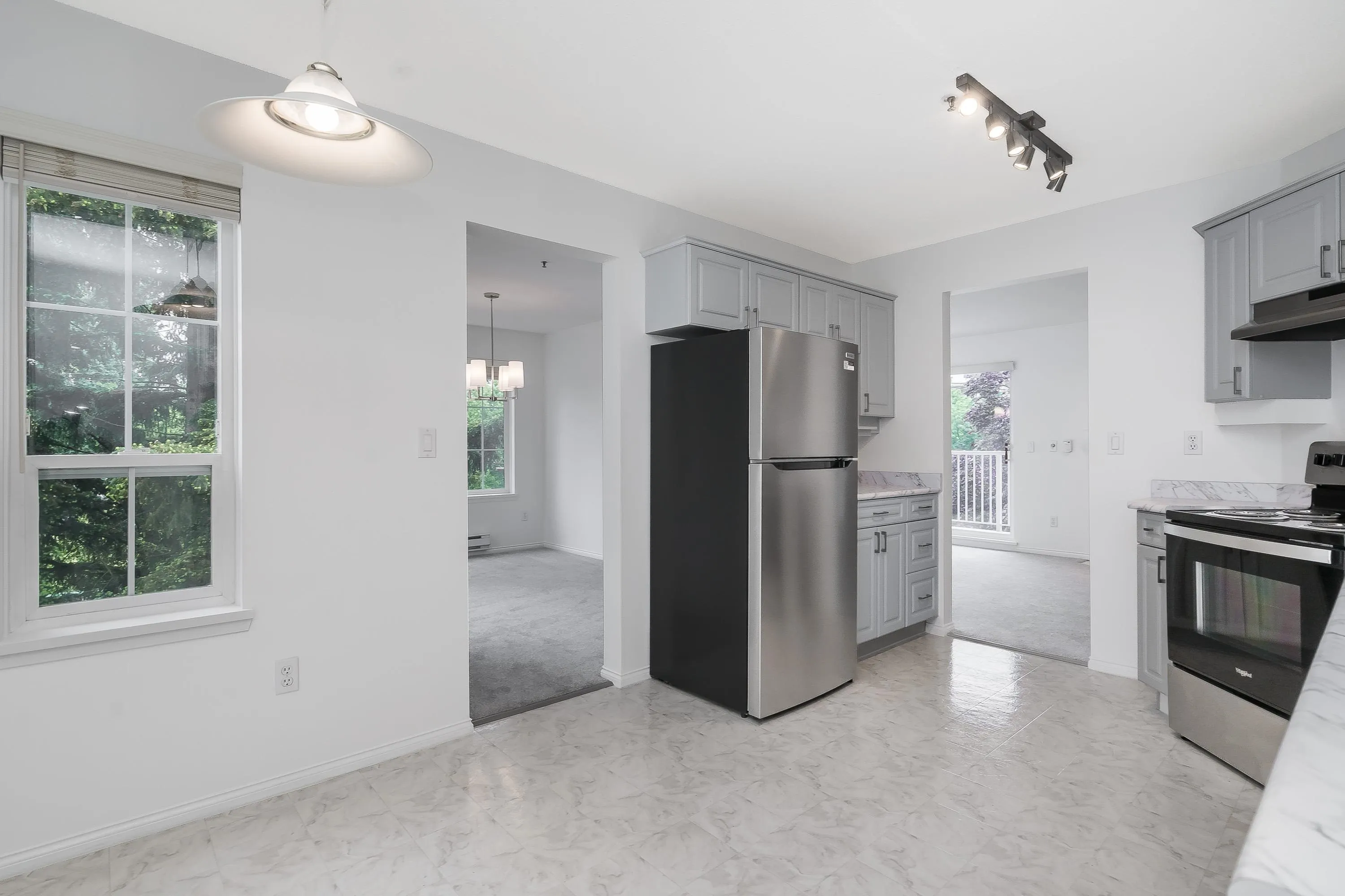 5465 201 Street #312