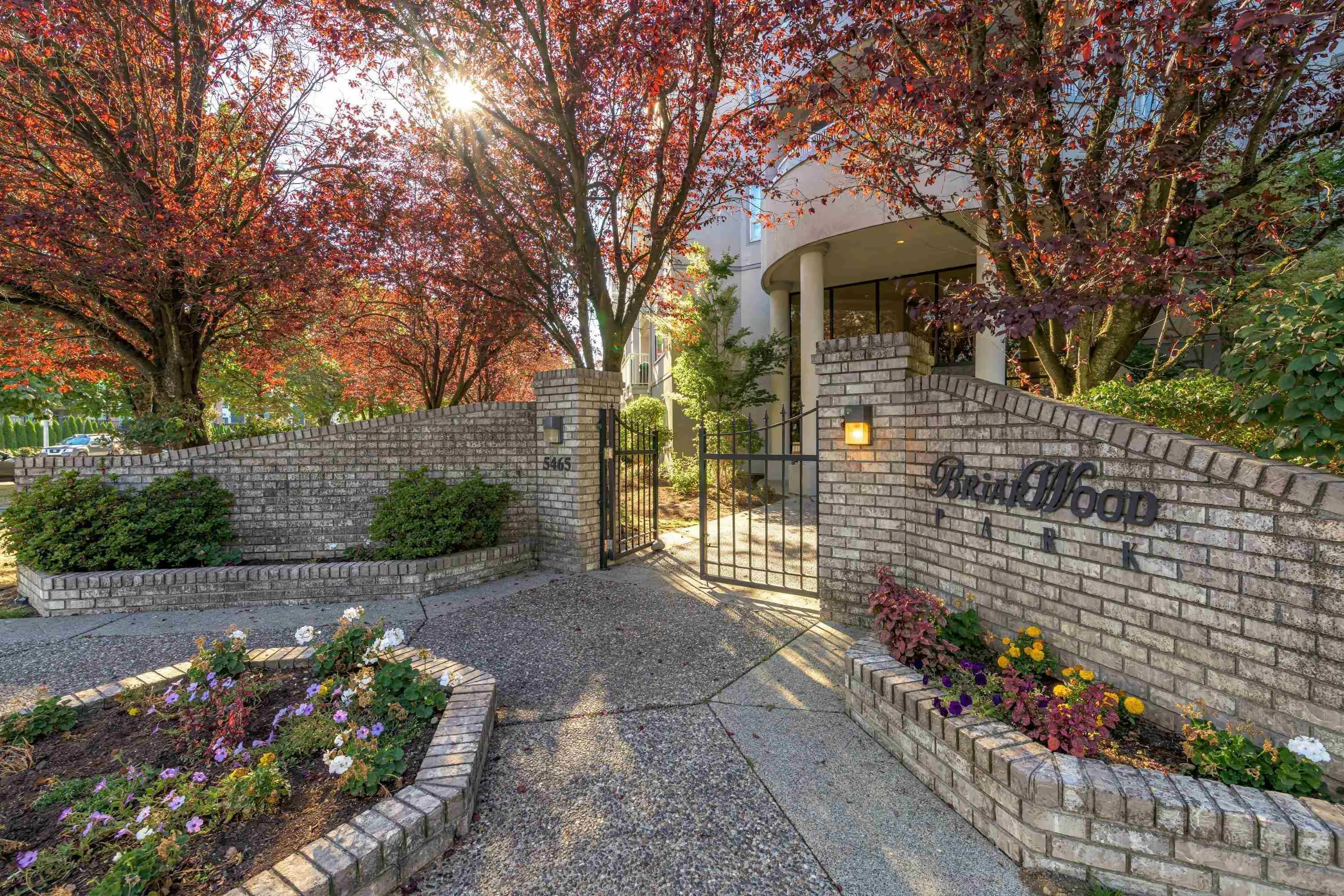 5465 201 Street #312
