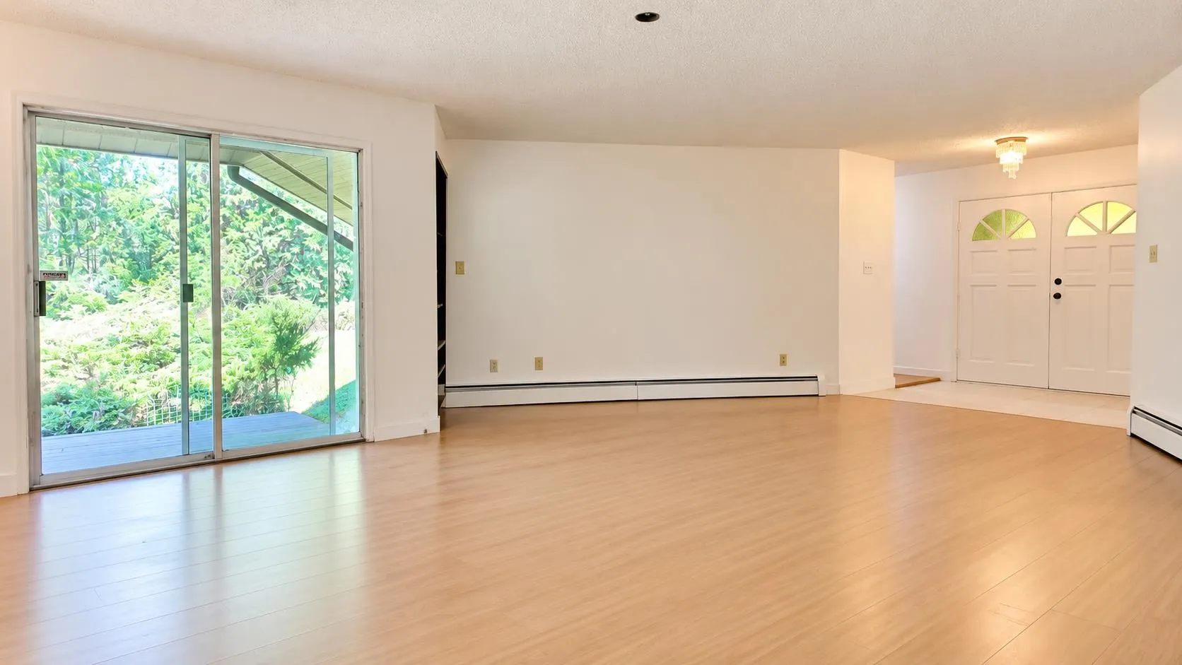 13425 Woodcrest Drive