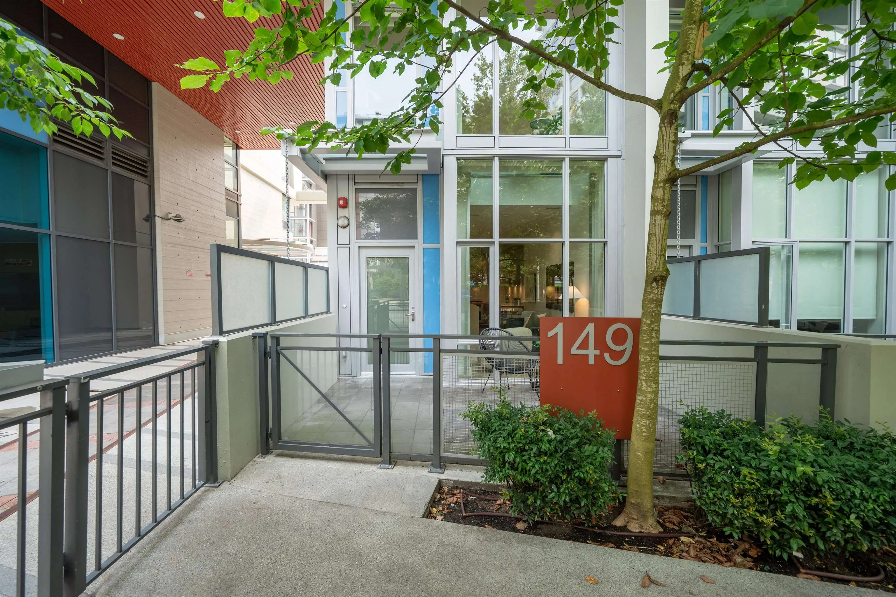 149 E 1st Avenue